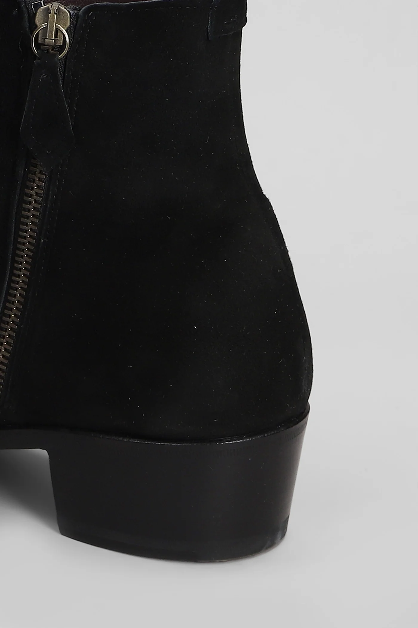 Esarvis Ankle boots in black suede - Image 5