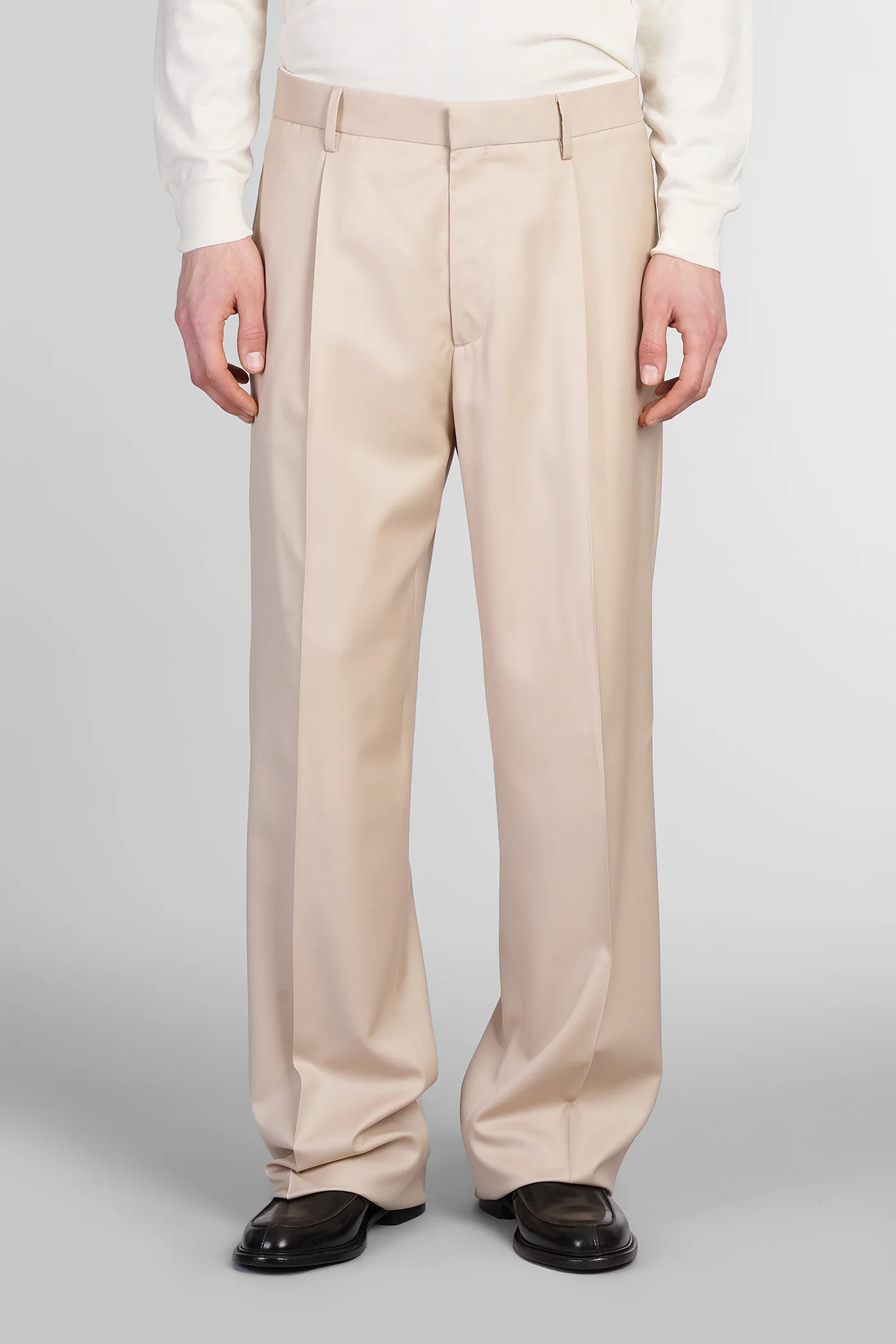 Pants in beige wool