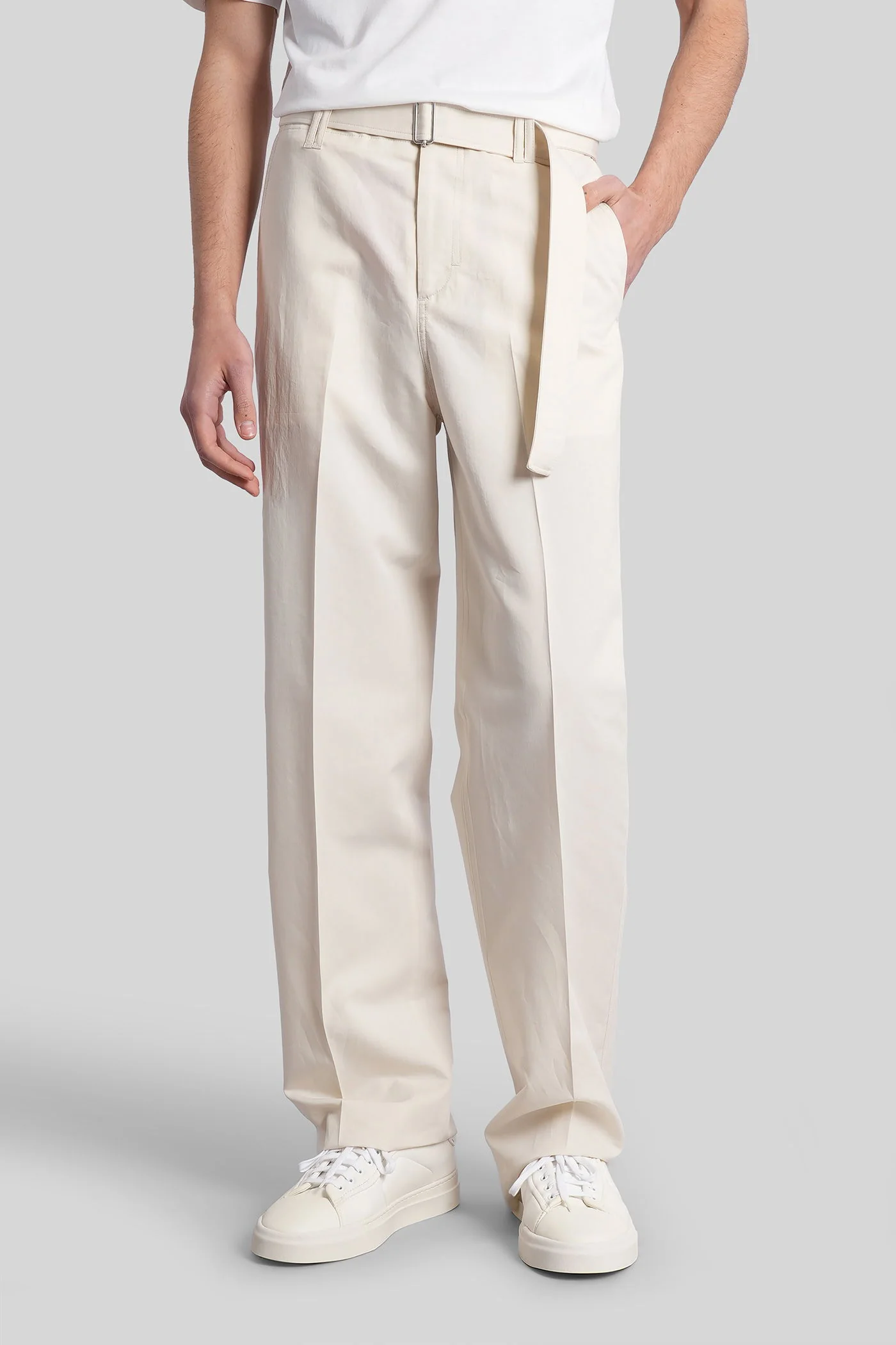 Pants in white cotton