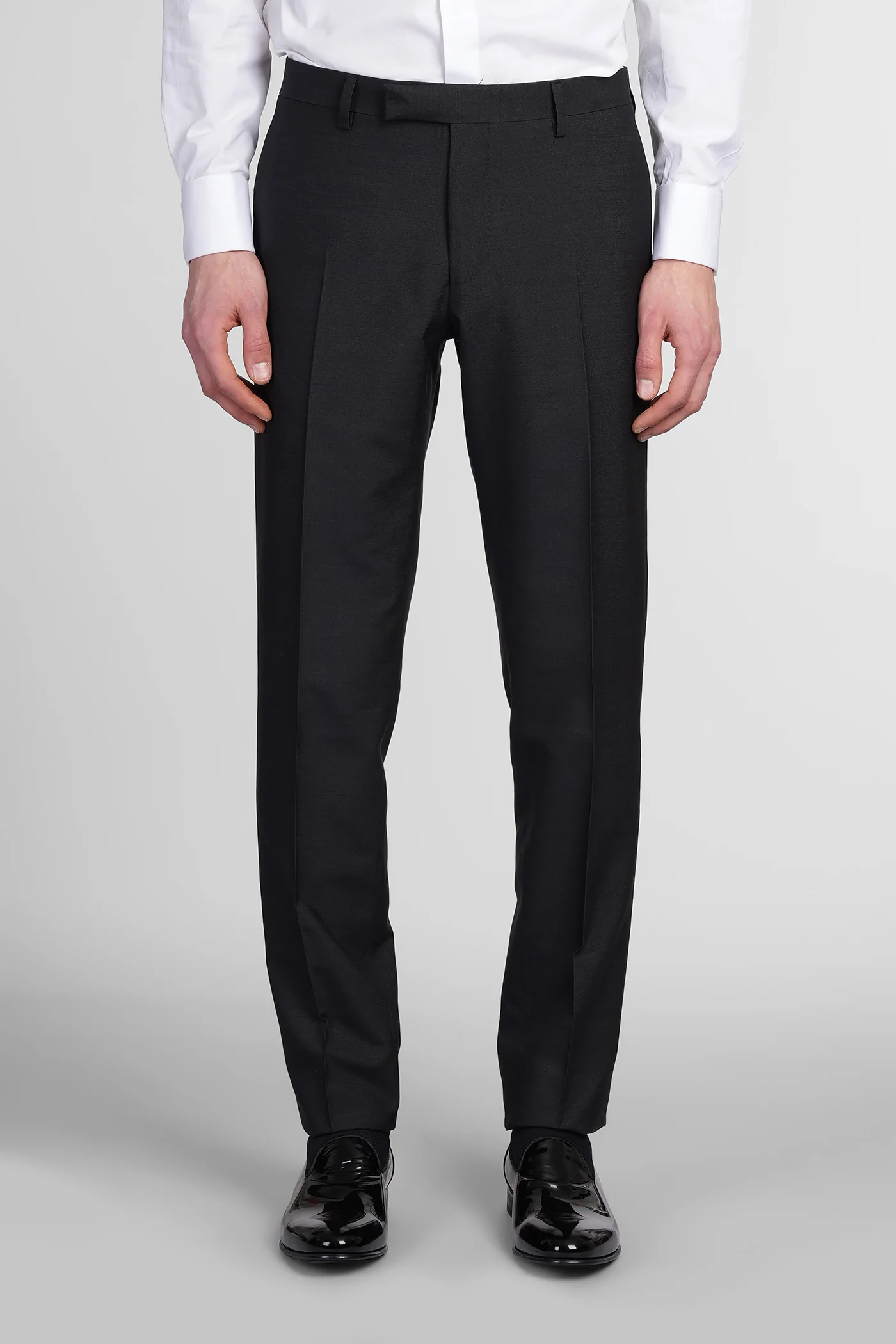 Suit in black silk - Image 4