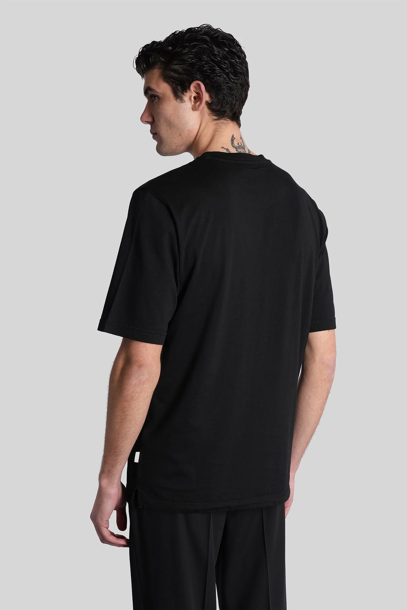 T-Shirt in black cotton - Image 3