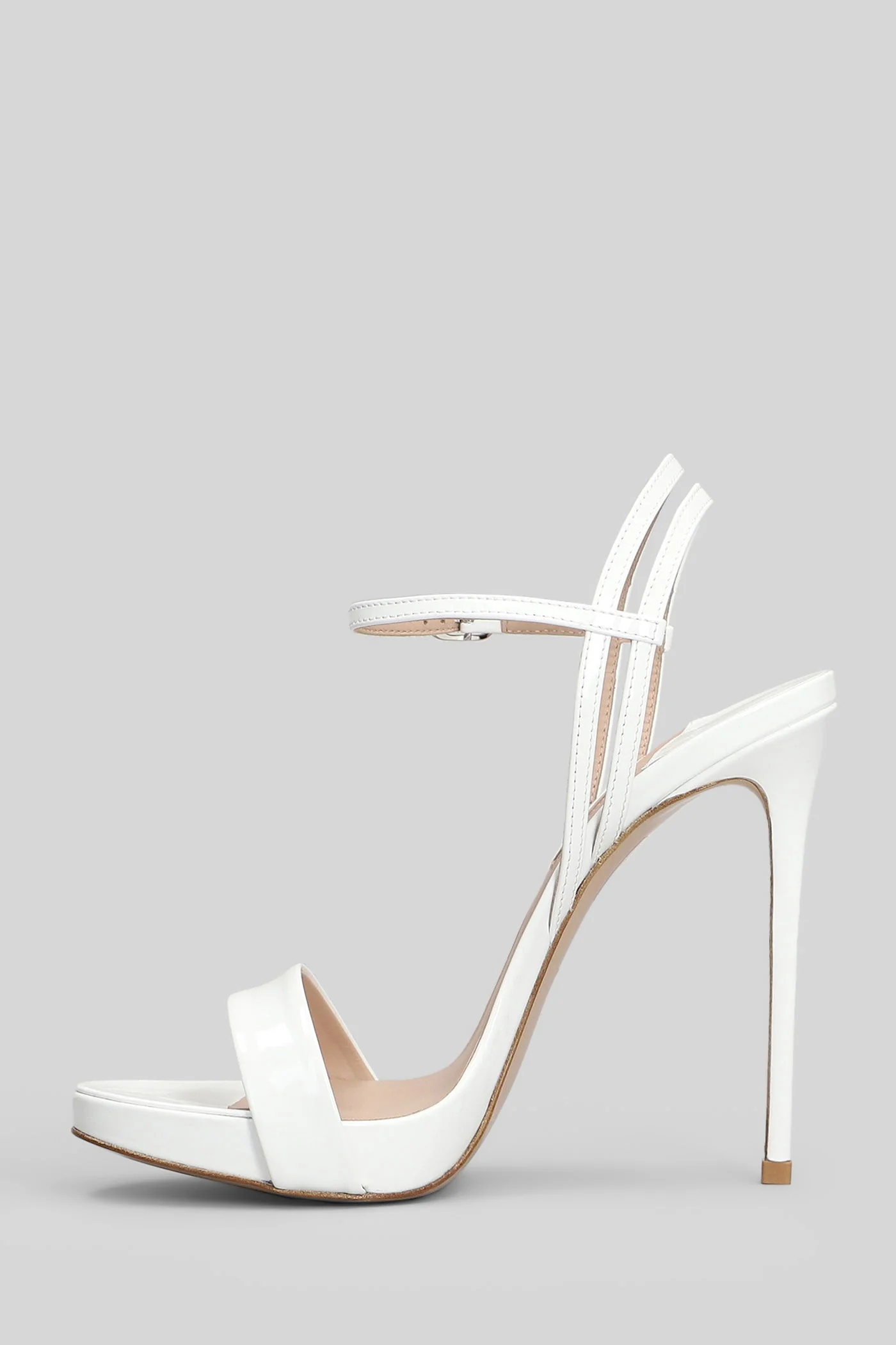 Gwen Sandals in white patent leather - Image 3
