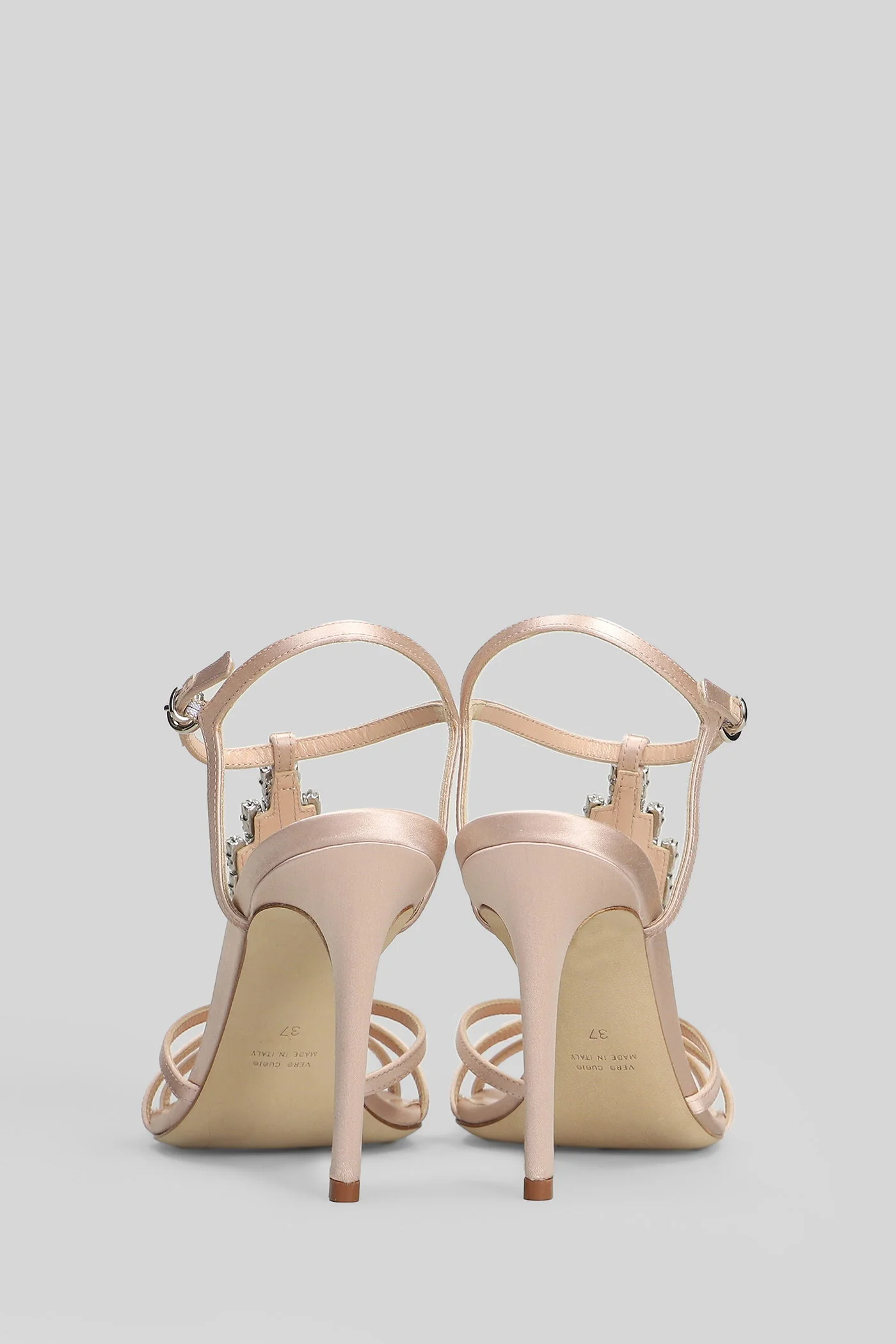 Sandals in powder satin - Image 9