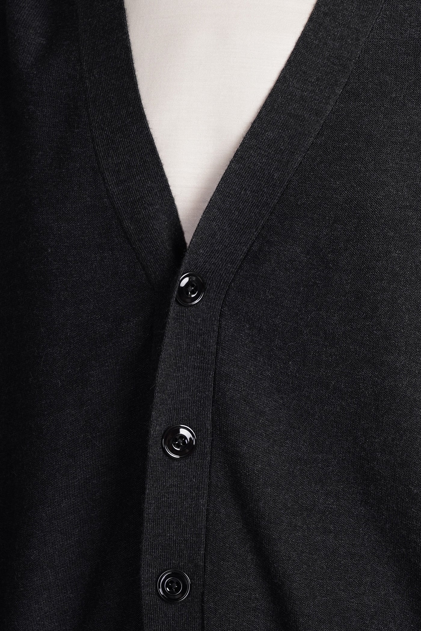 Cardigan in grey wool - Image 5