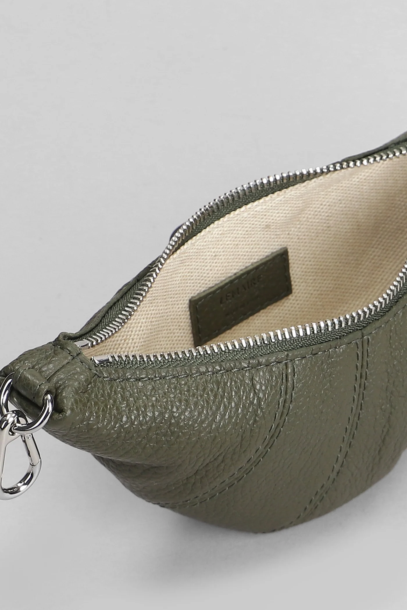 Crossiant coin Shoulder bag in green leather - Image 4