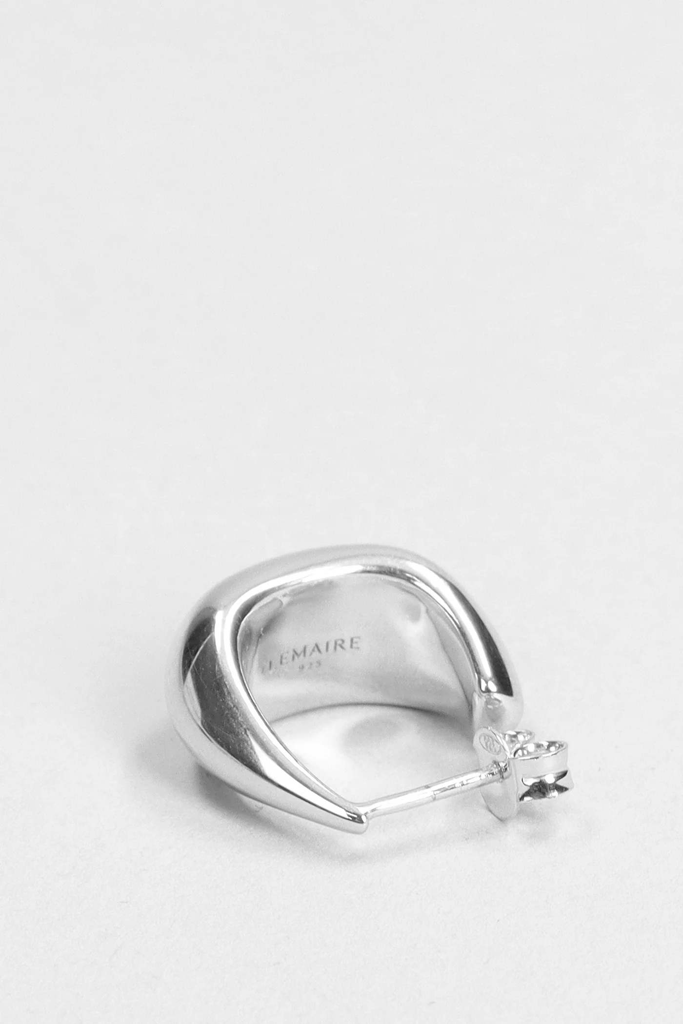in silver metal alloy - Image 2
