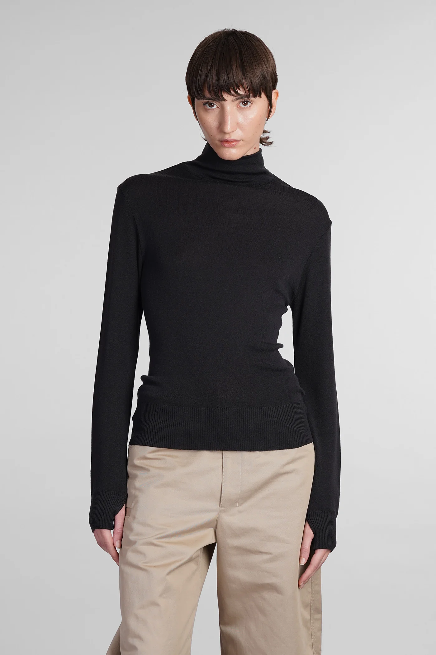 Knitwear in black wool