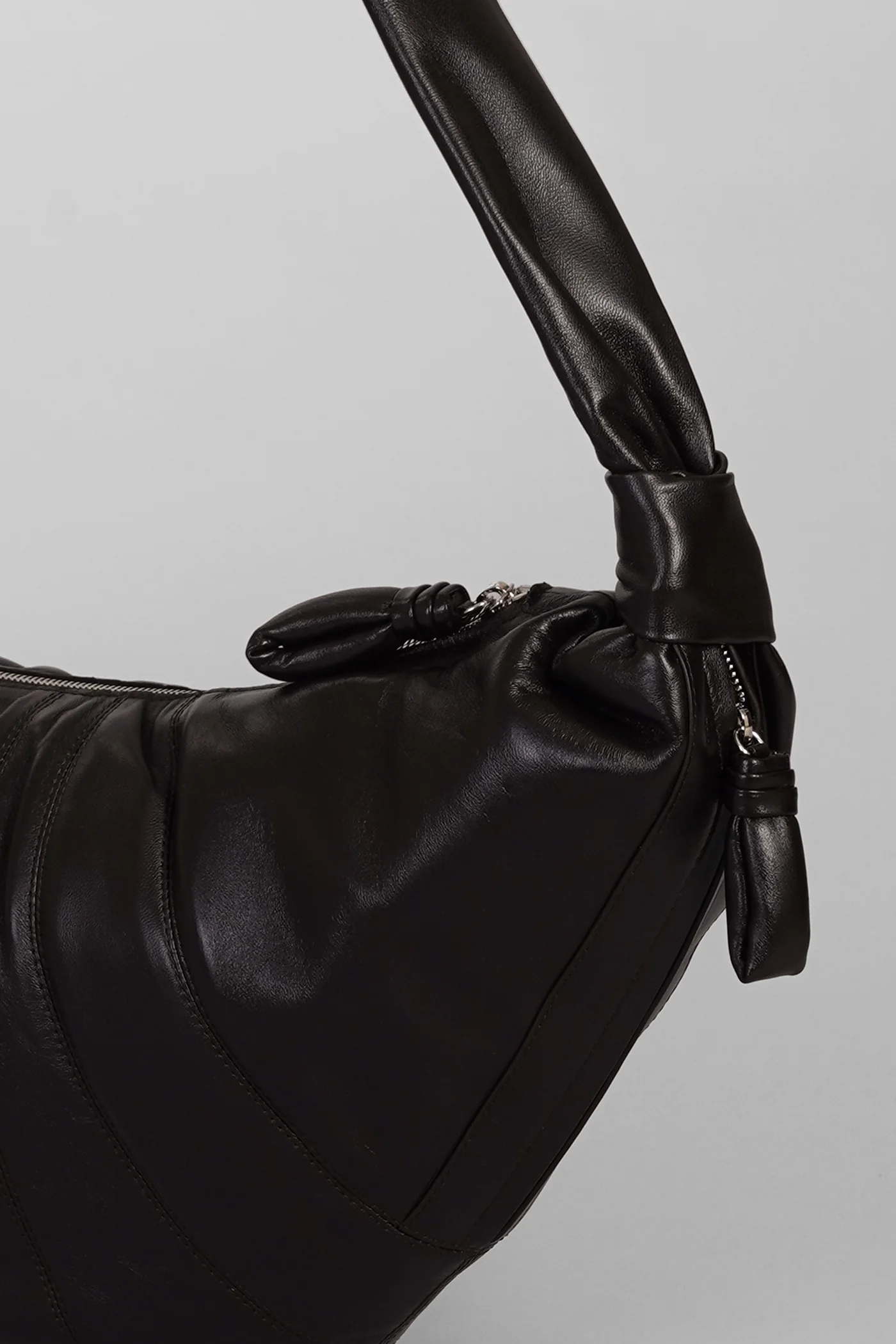 Large croissant Shoulder bag in brown leather - Image 4