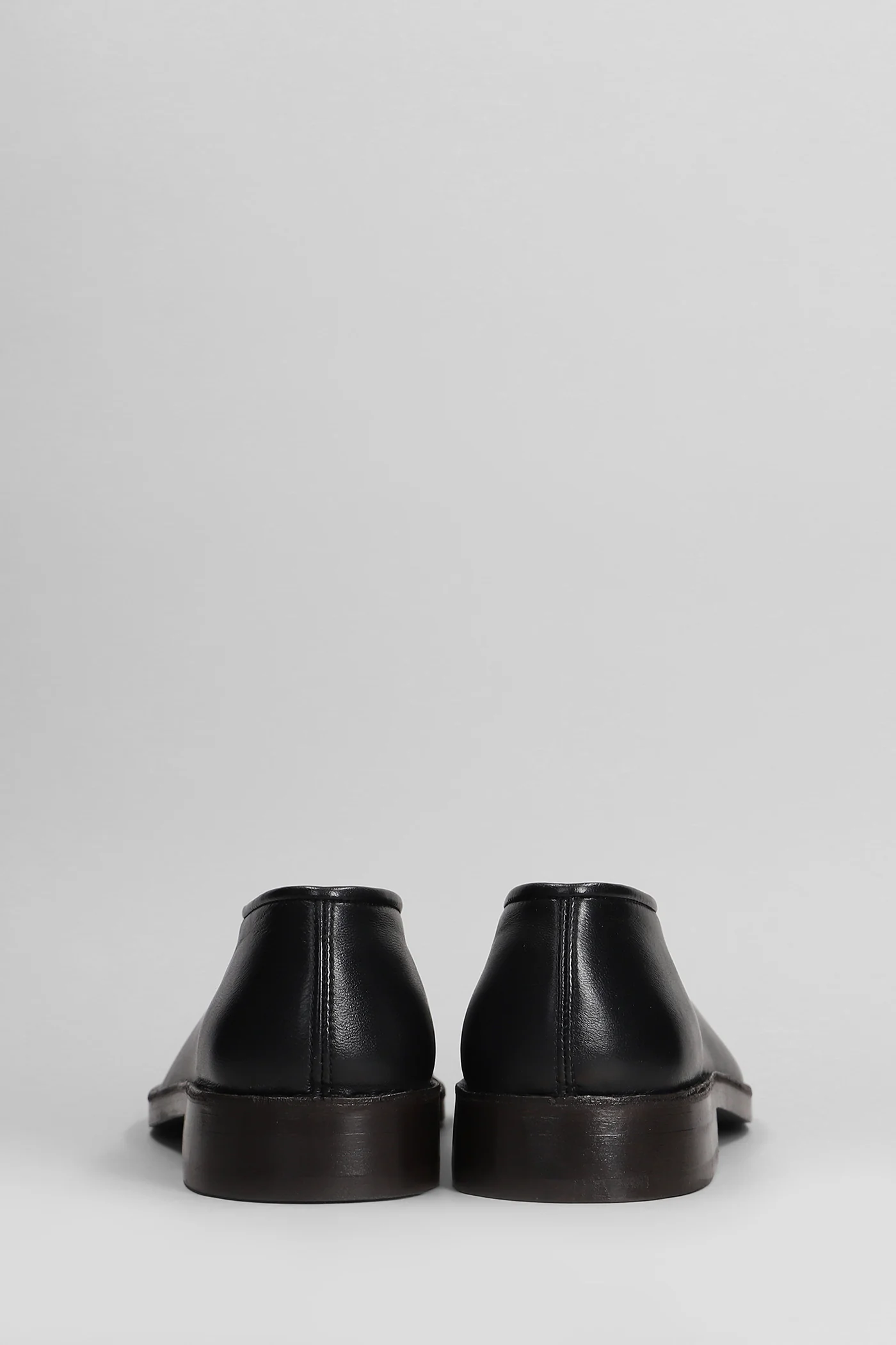 Loafers in black leather - Image 4