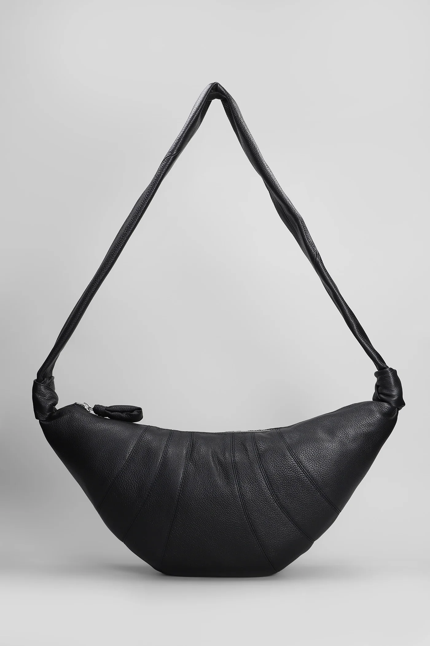 Medium croissant Shoulder bag in black leather