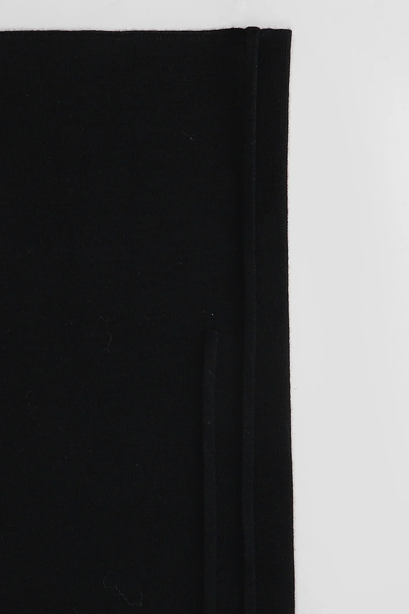Scarve in black wool - Image 2