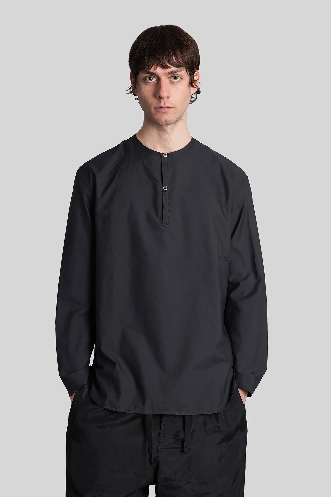 Shirt in black cotton