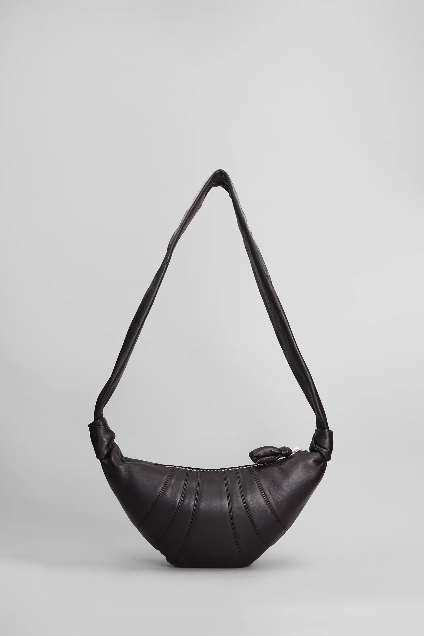 Small croissant Shoulder bag in brown leather - Image 3