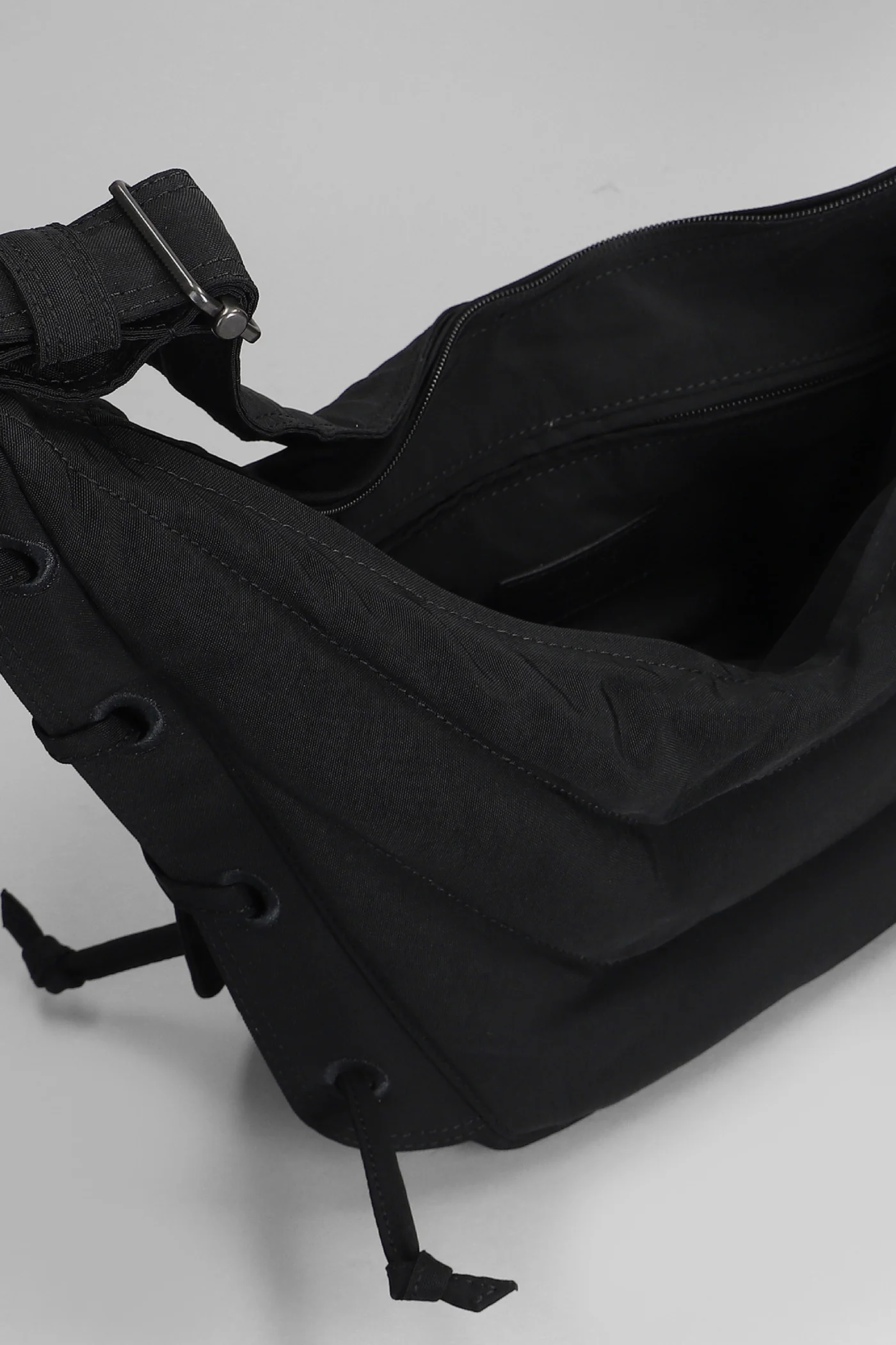Small soft game Shoulder bag in black polyamide - Image 4