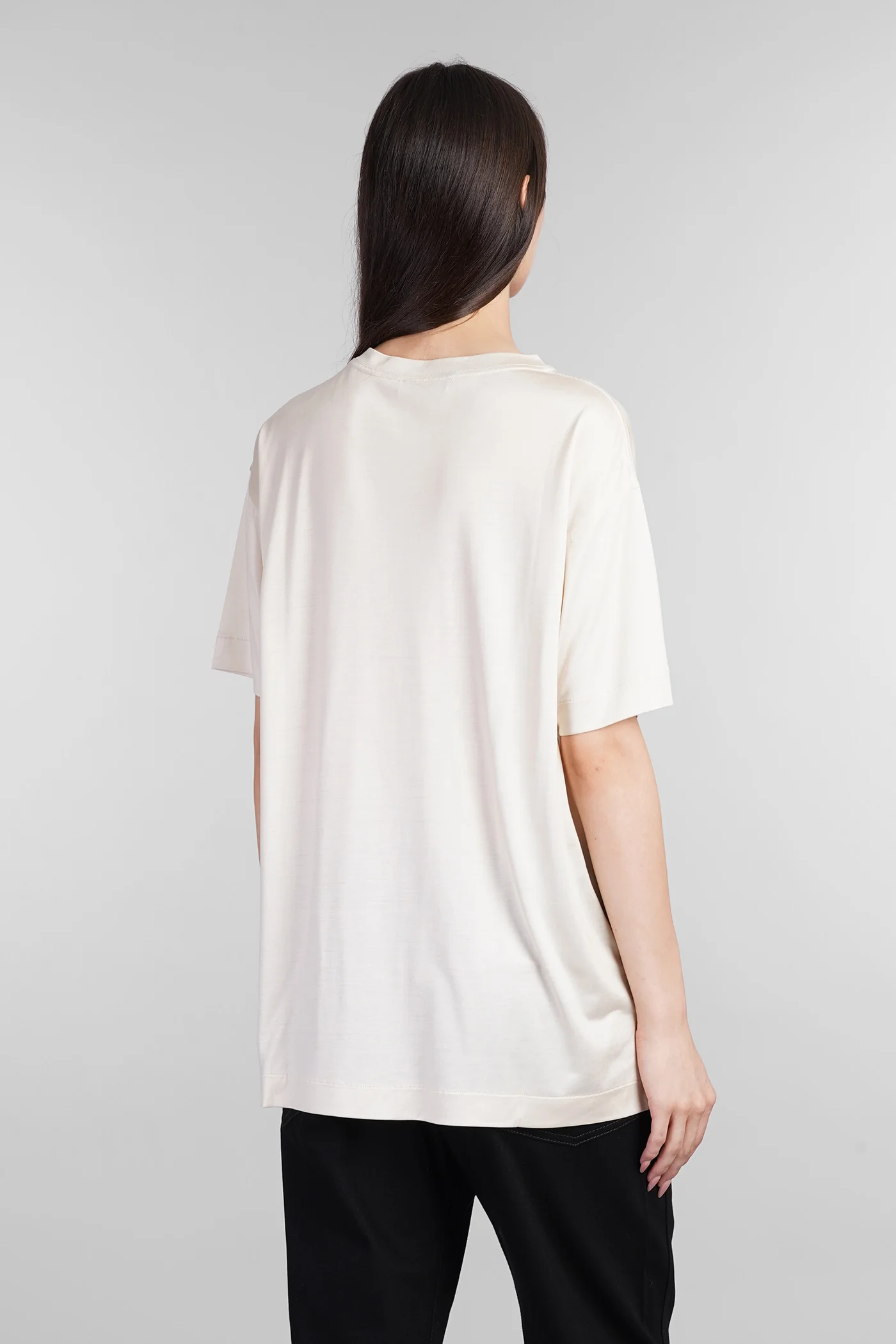 T-Shirt in beige silk - Image 3