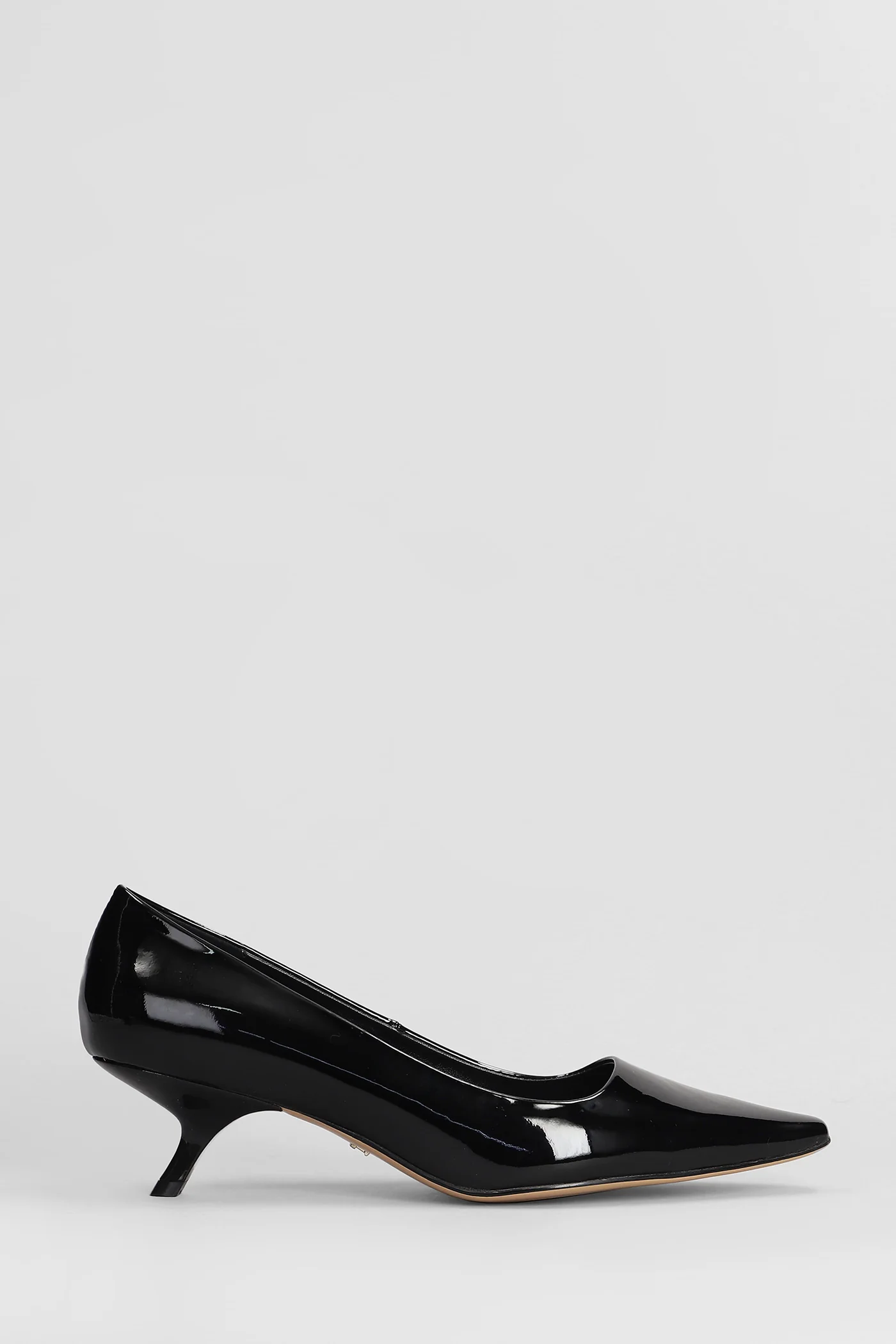 Divine Pumps Pumps in black patent leather