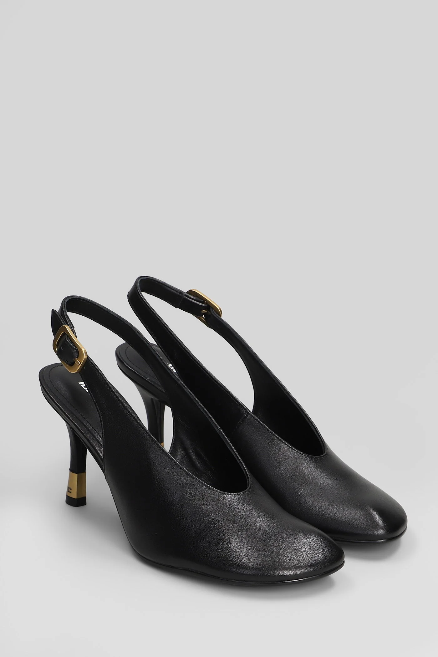 Pumps in black leather - Image 2