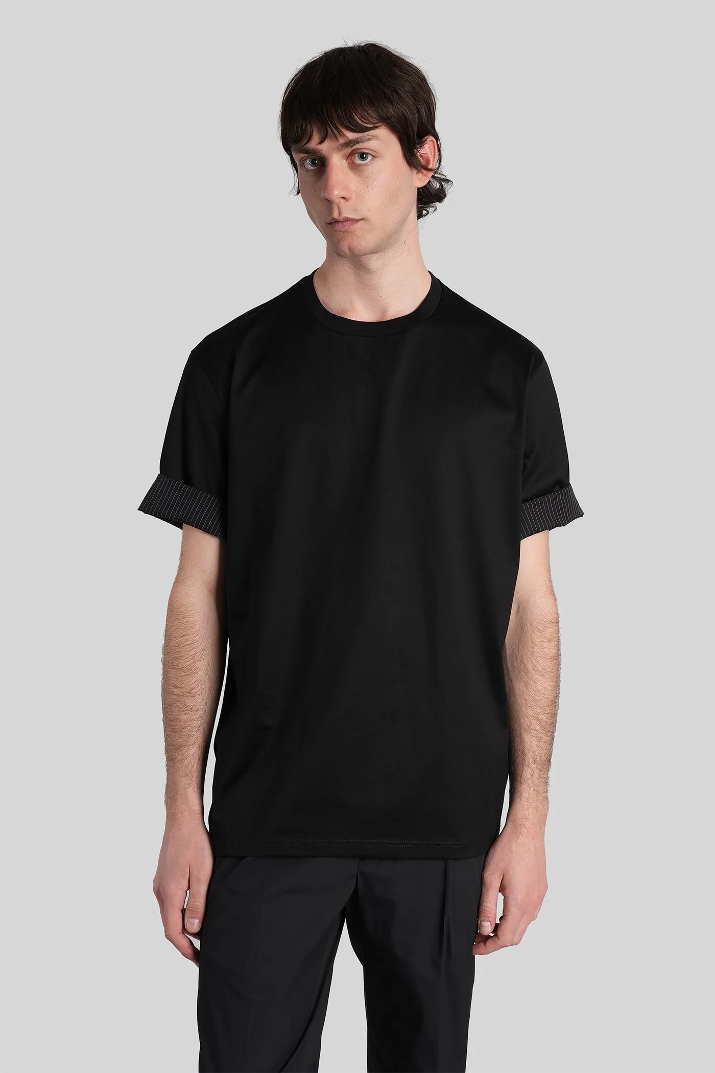 B252 T-Shirt in black cotton