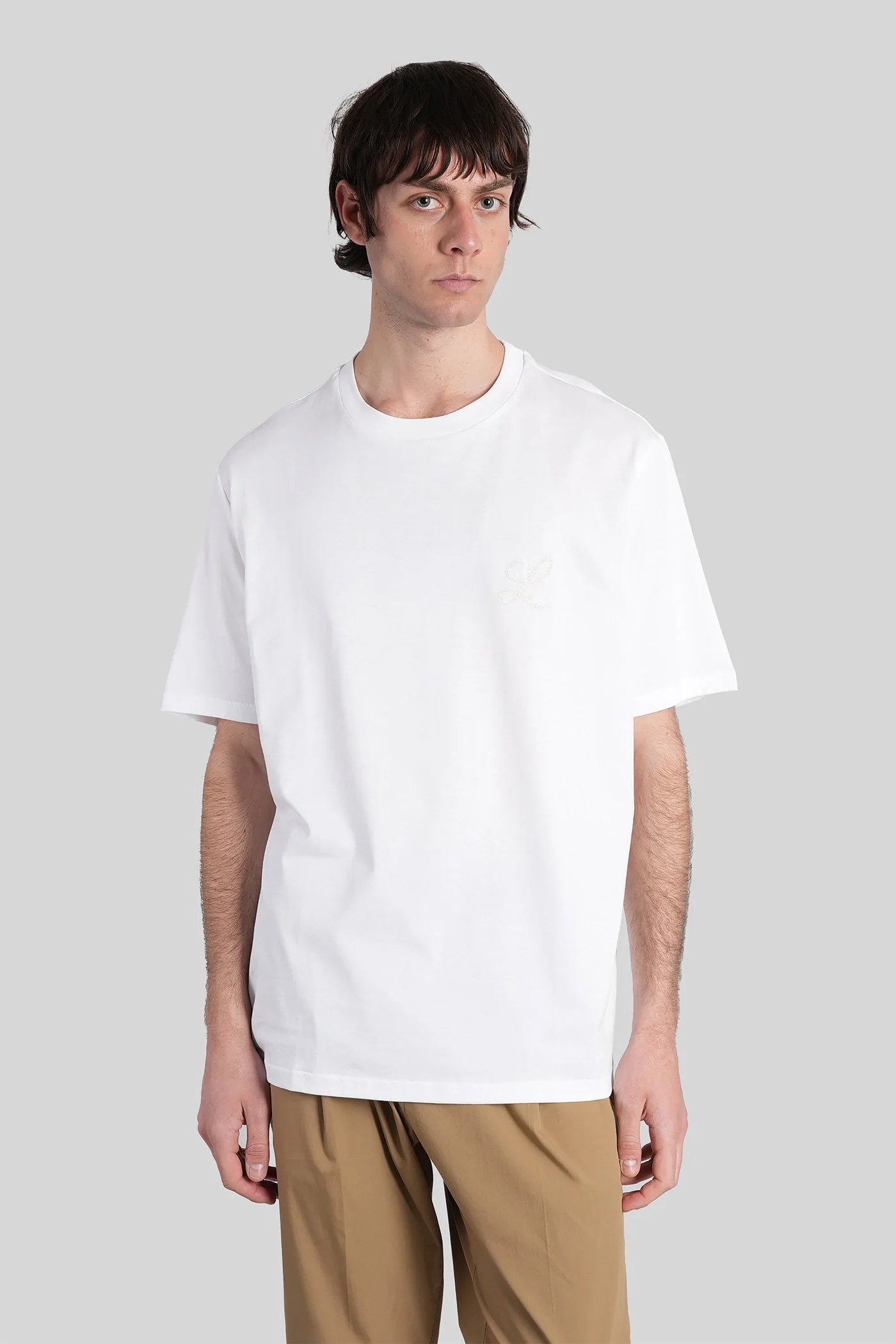 B253 T-Shirt in white cotton