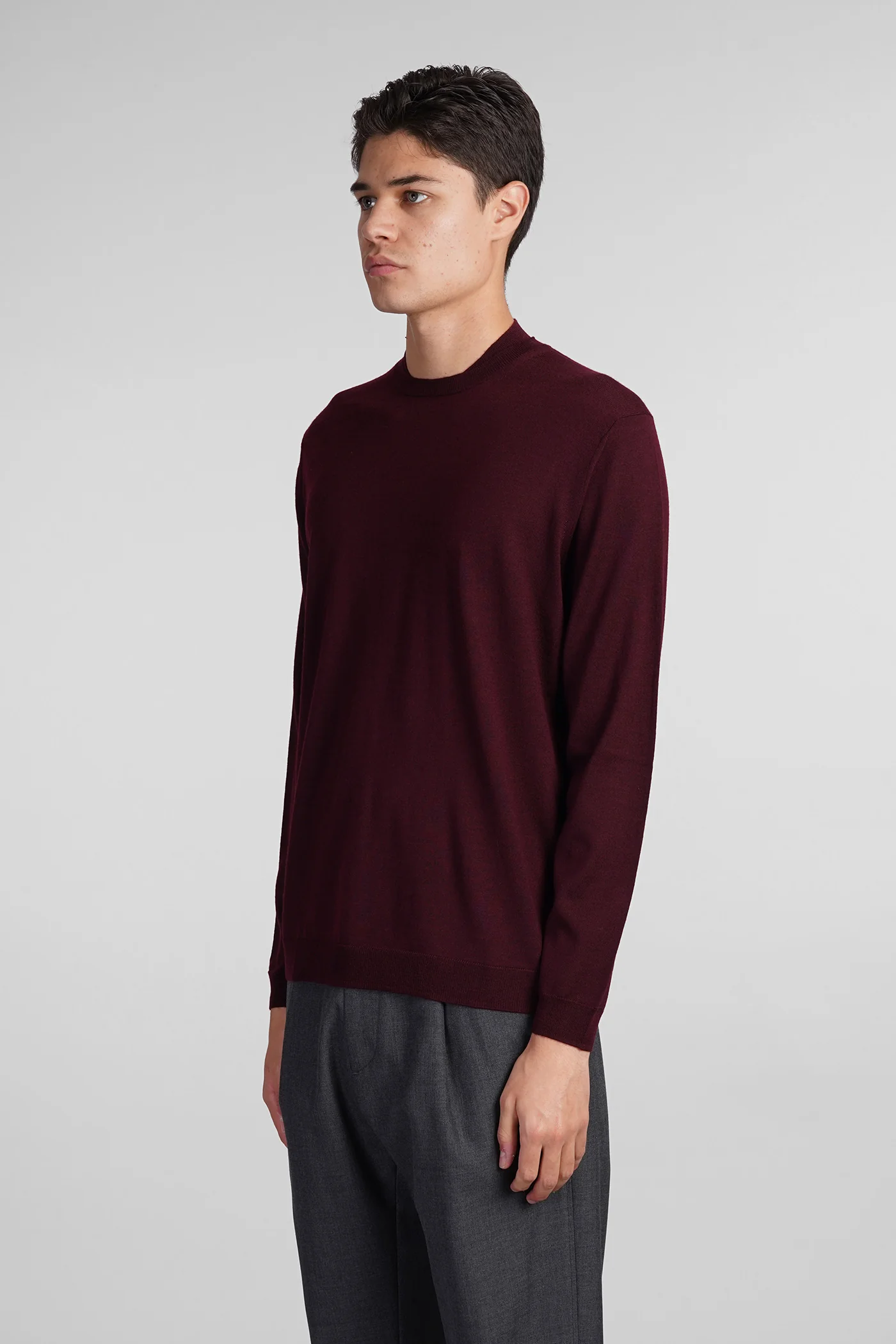 K139 Knitwear in bordeaux wool - Image 4