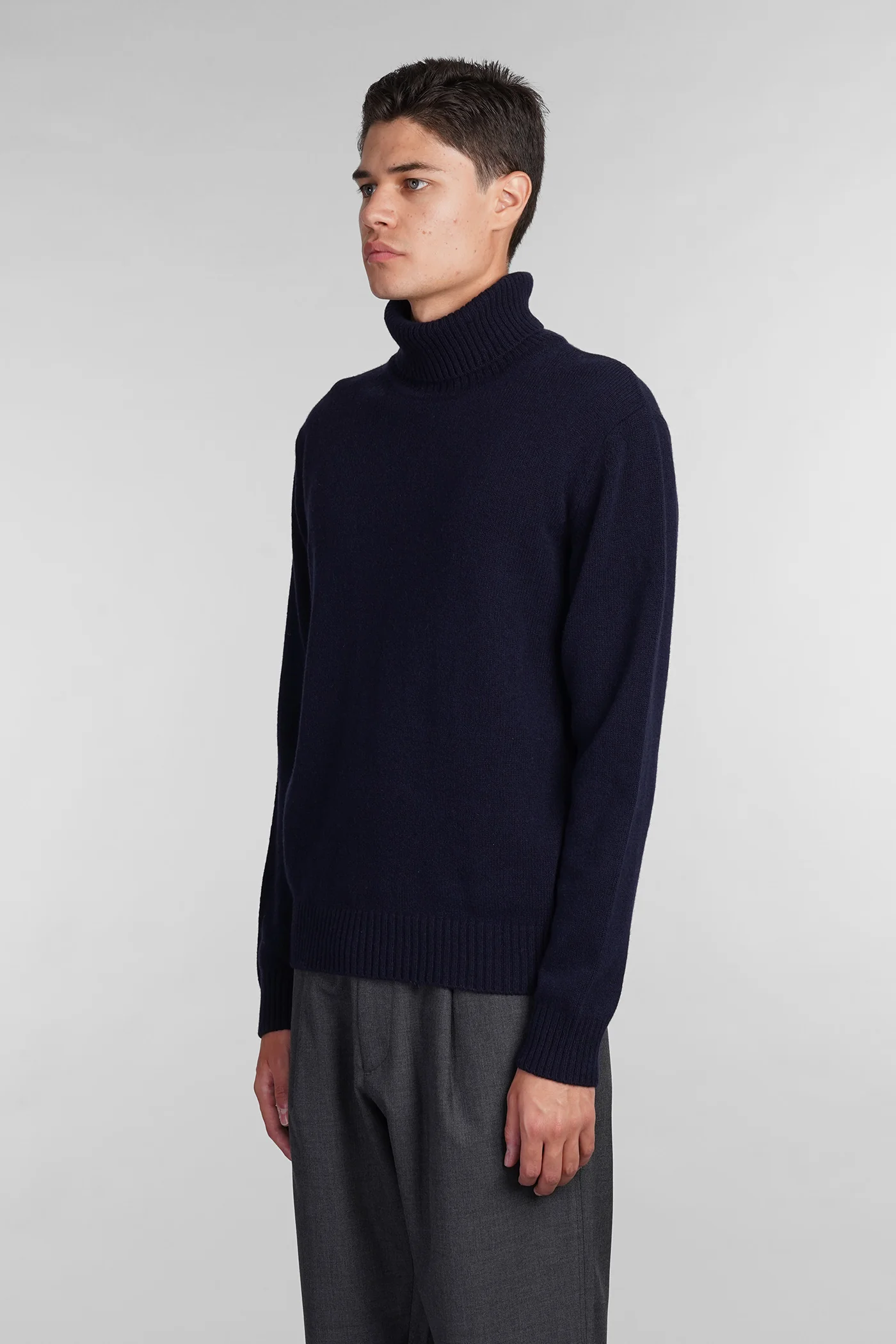 K190 Knitwear in blue wool - Image 4