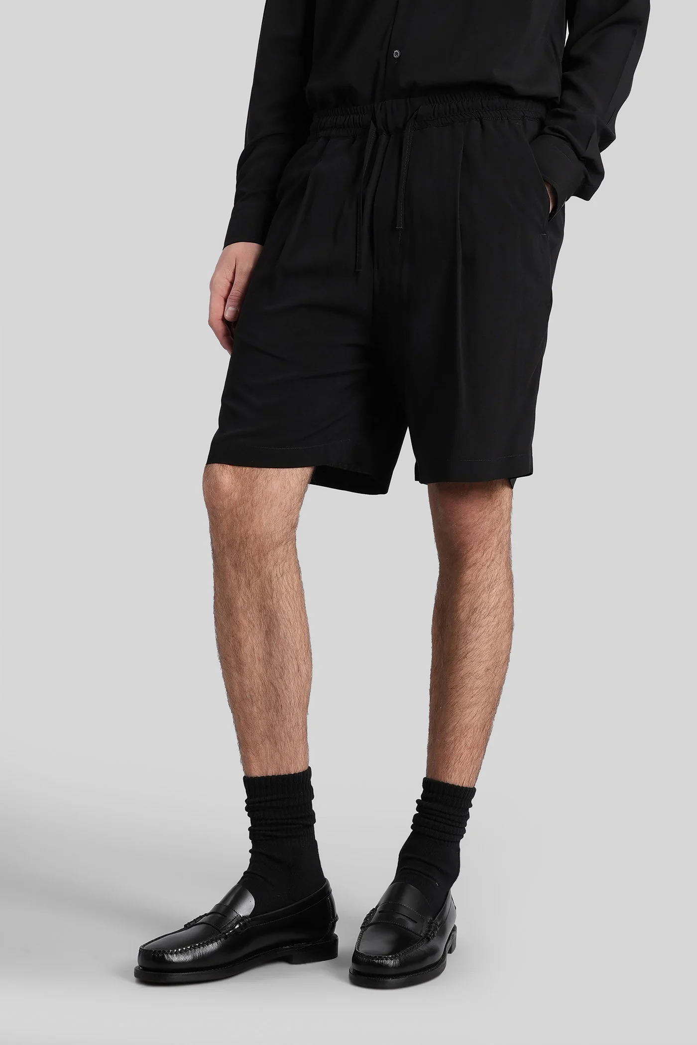 Tokyo Shorts in black cotton - Image 4