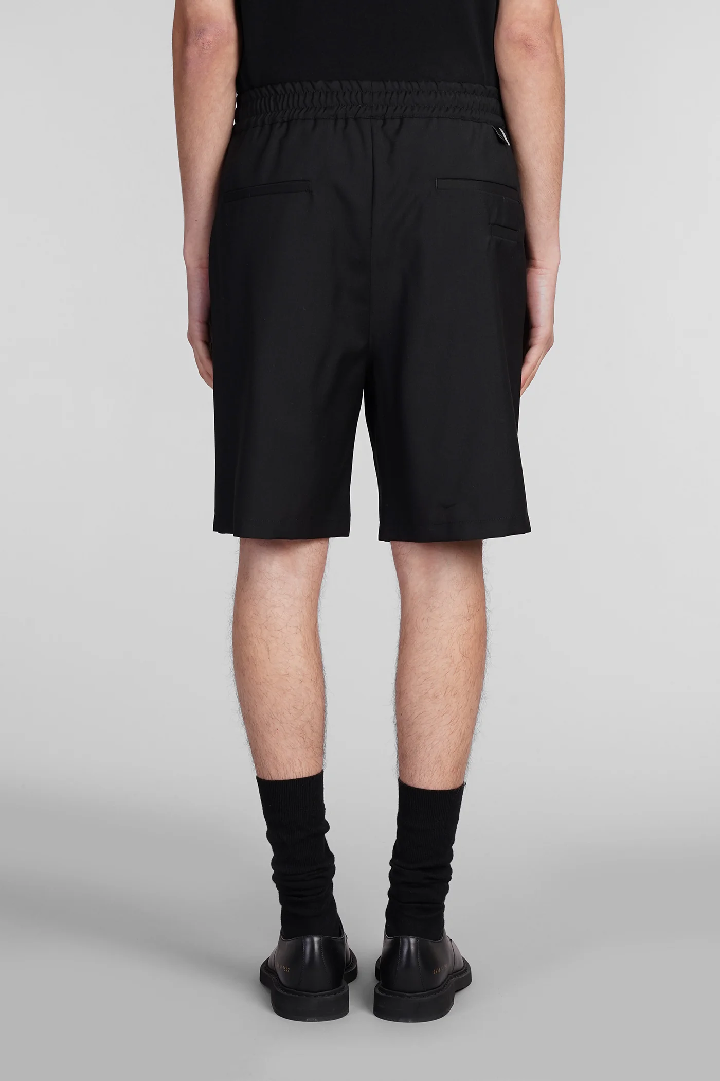 Tokyo Shorts in black wool - Image 3