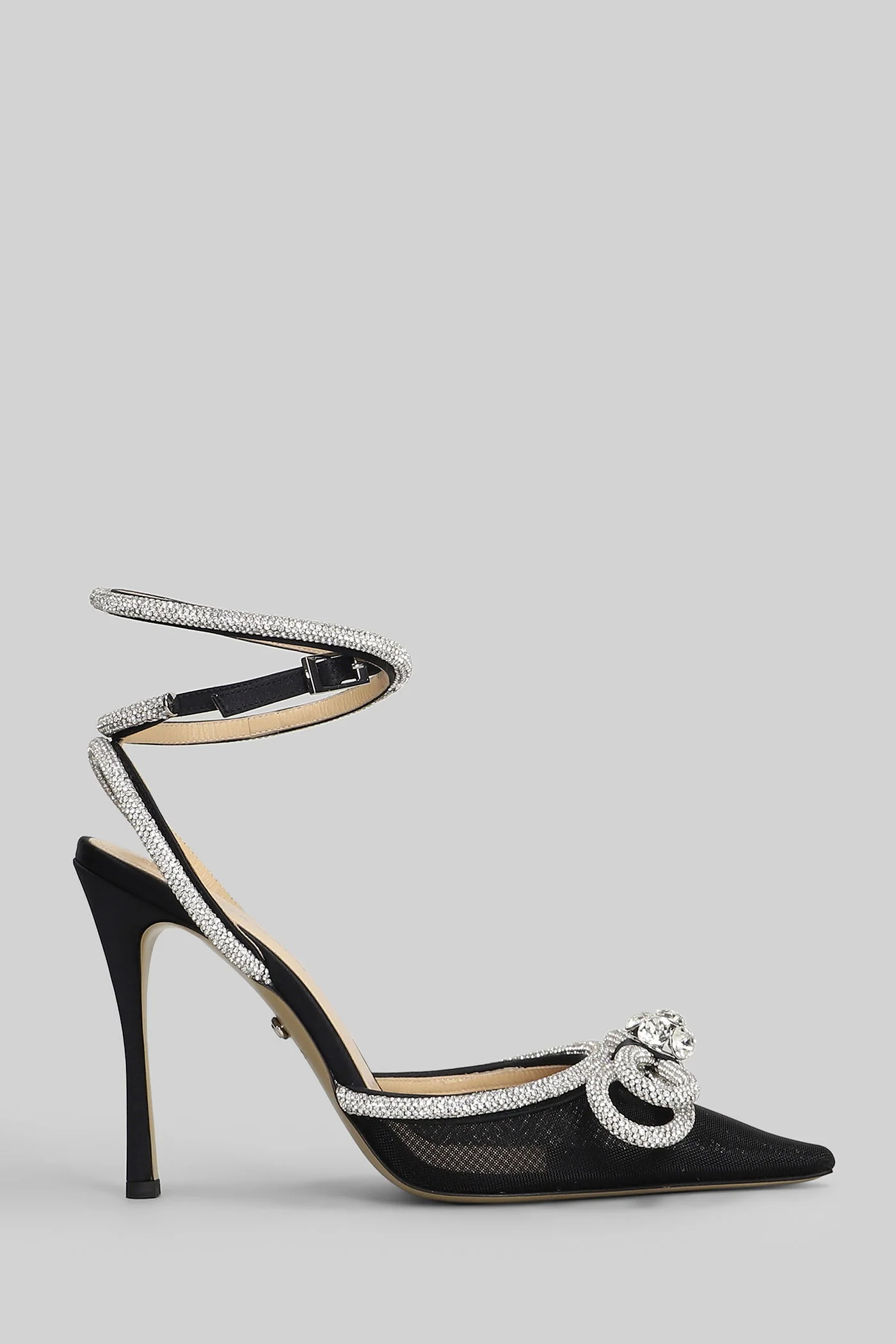 Pumps in black polyamide