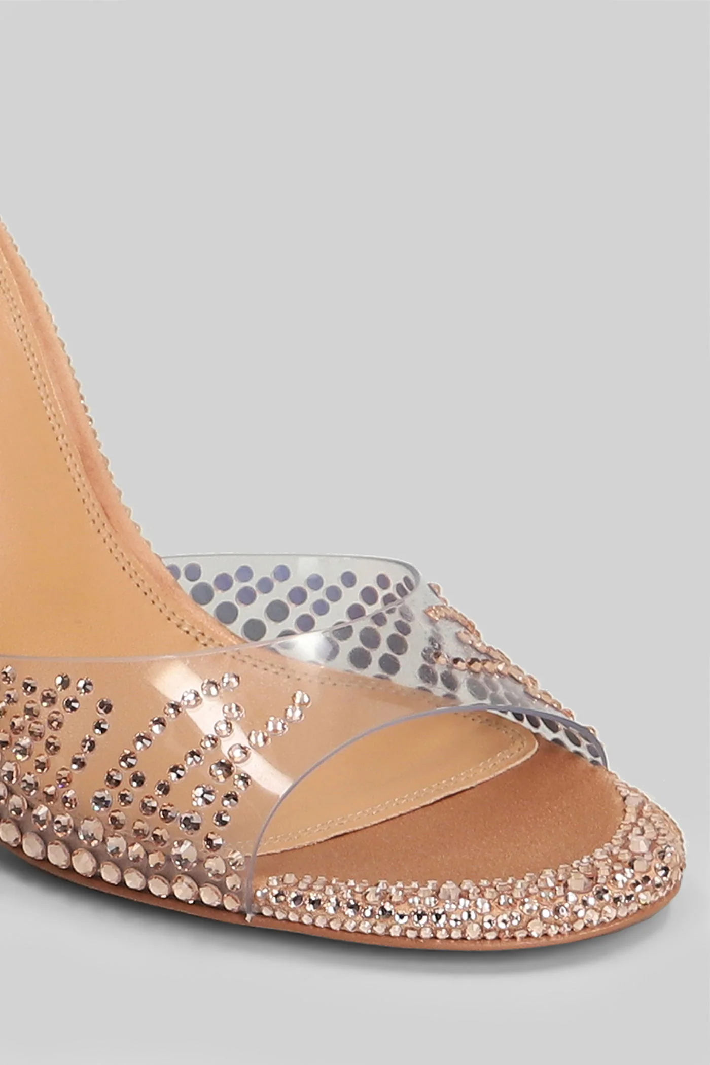 Sandals in powder leather - Image 5