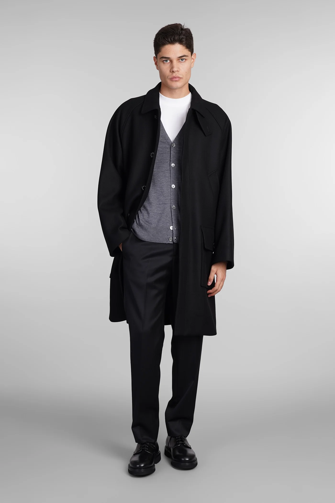 Wool borness Coat in black wool - Image 2