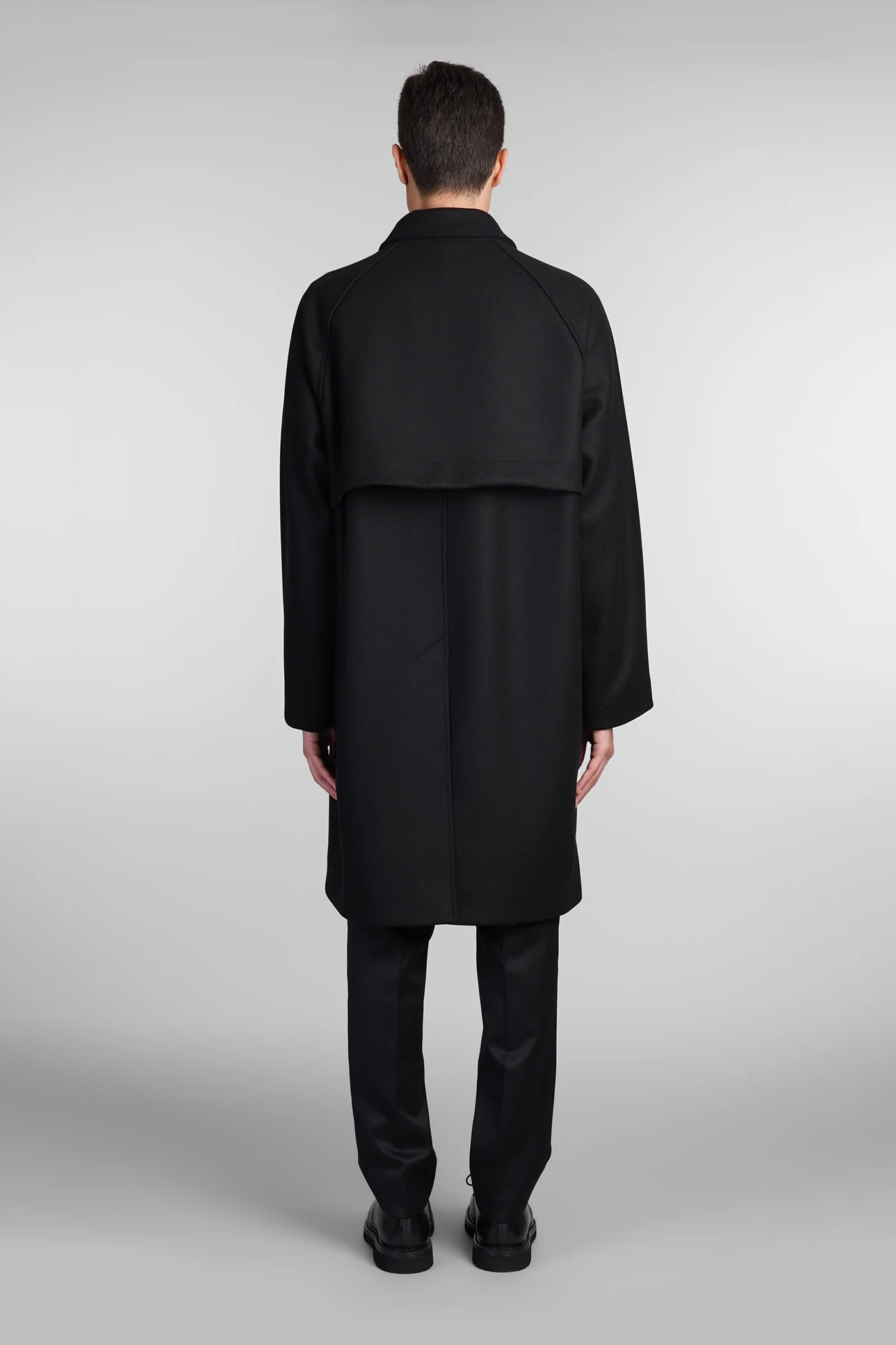 Wool borness Coat in black wool - Image 3