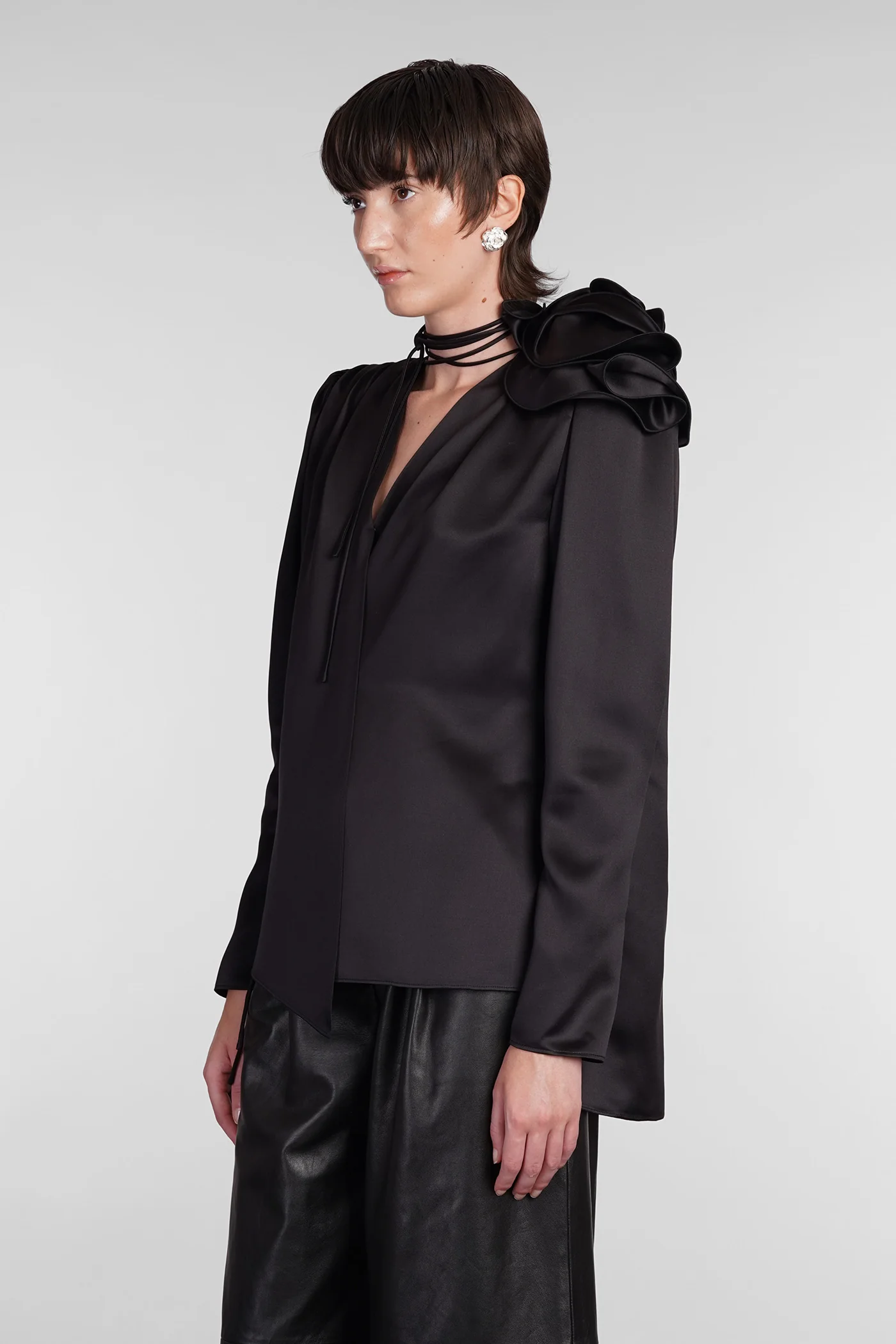 Blouse in black silk - Image 4