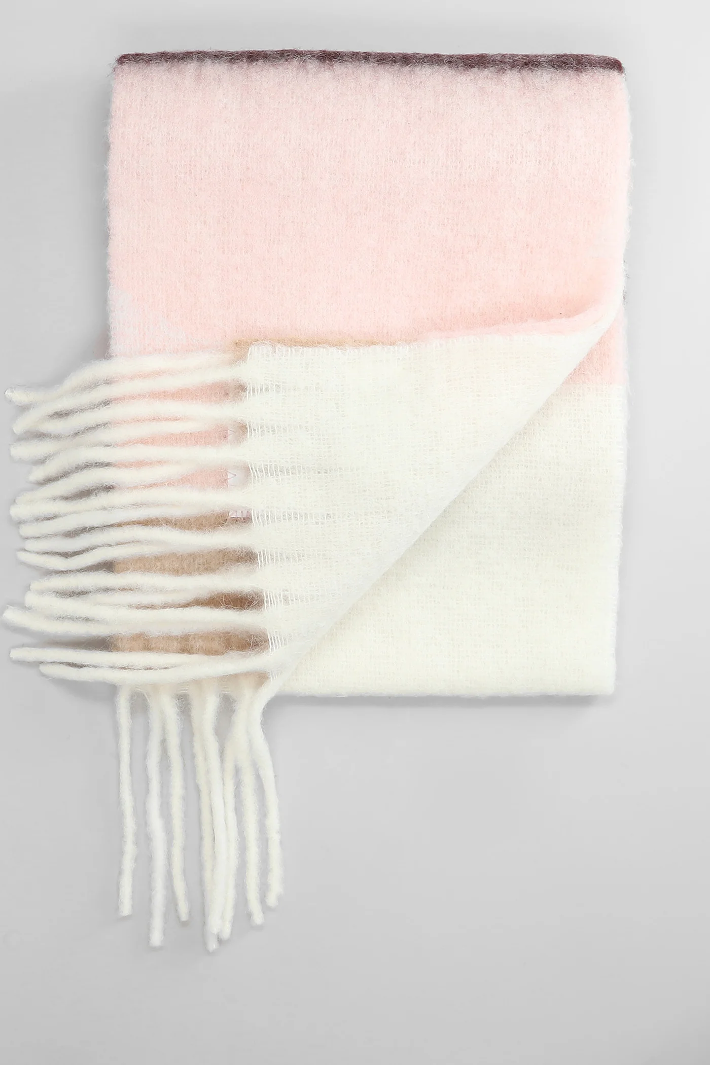 Scarve in rose-pink wool - Image 2