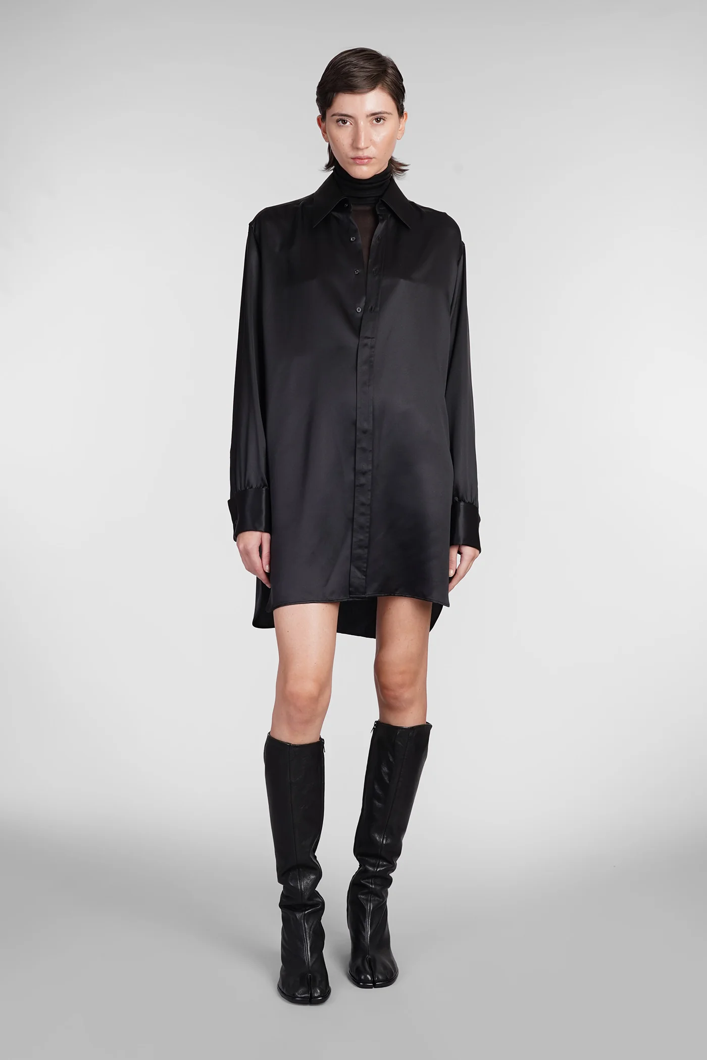 Dress woman  in black silk