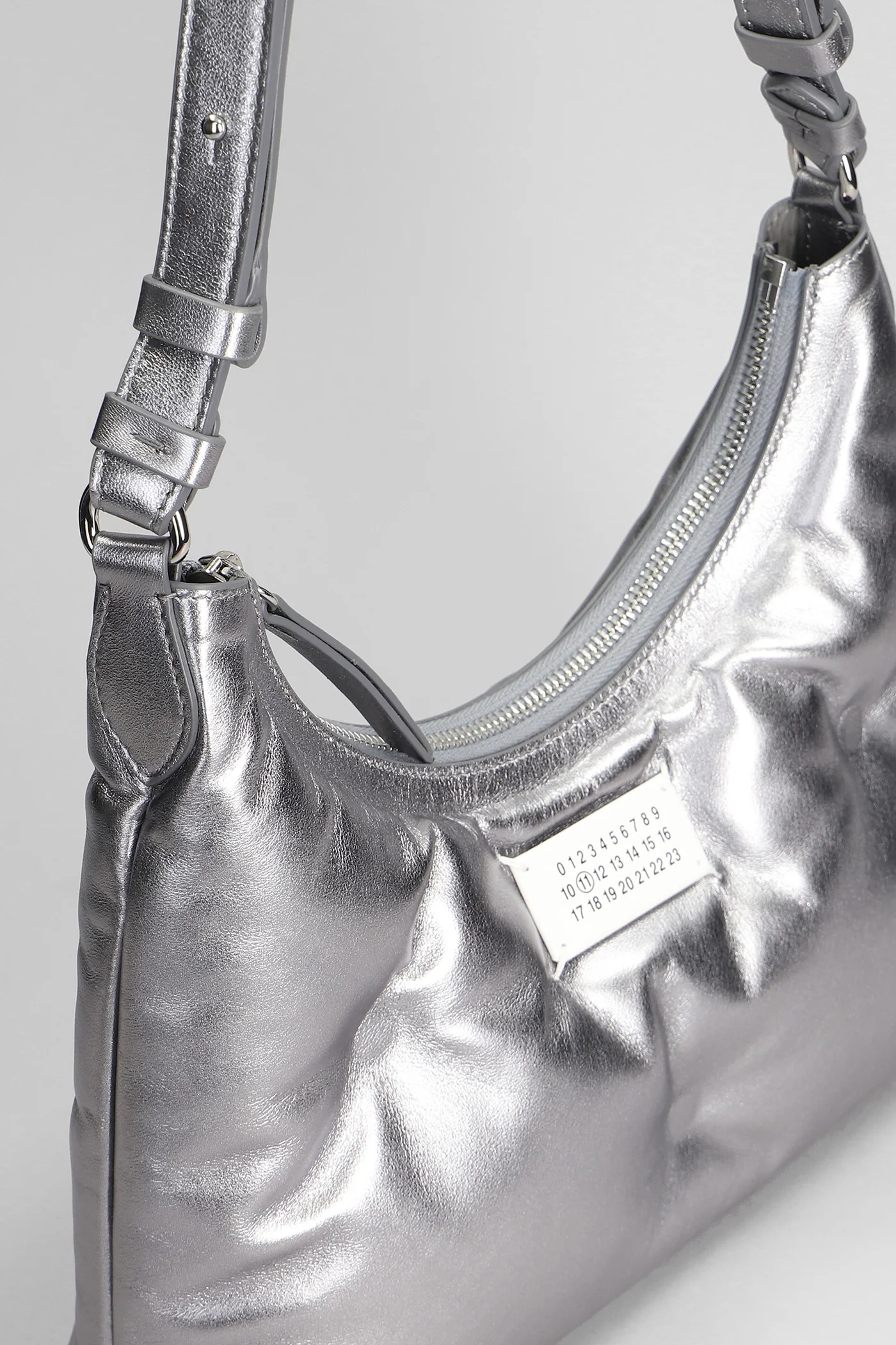 Glam slam Shoulder bag in silver leather - Image 8