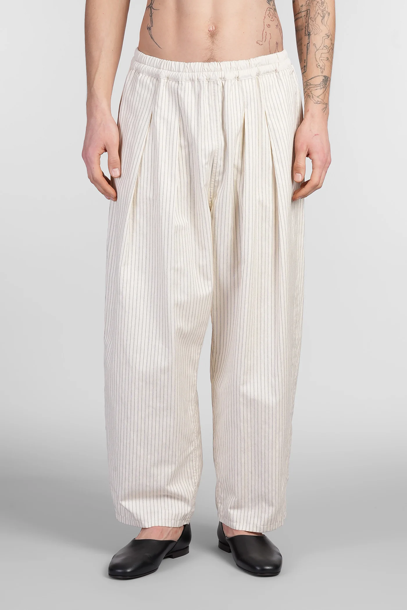Pants in beige cotton