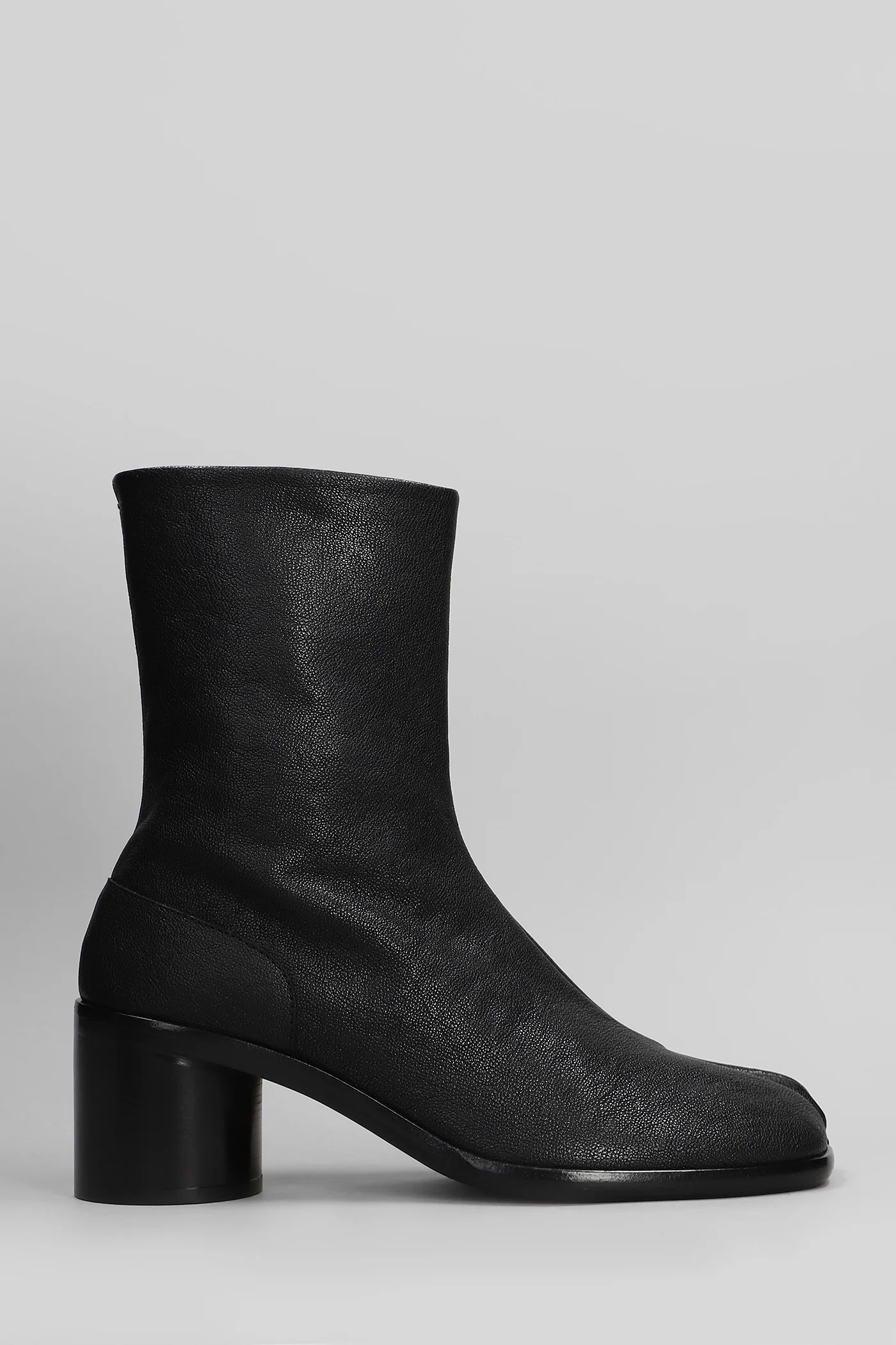 Tabi Ankle boots in black leather