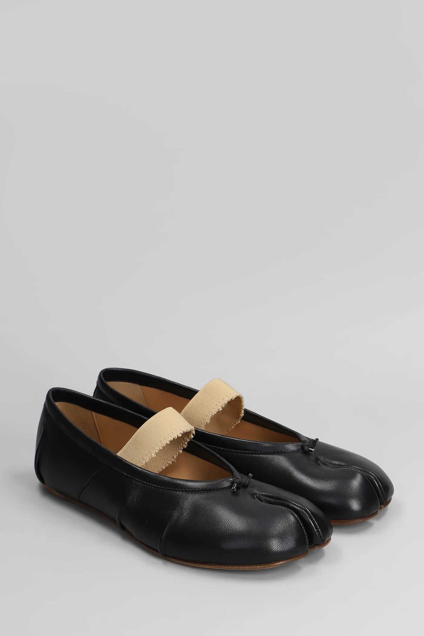 Tabi Ballet flats in black leather - Image 2