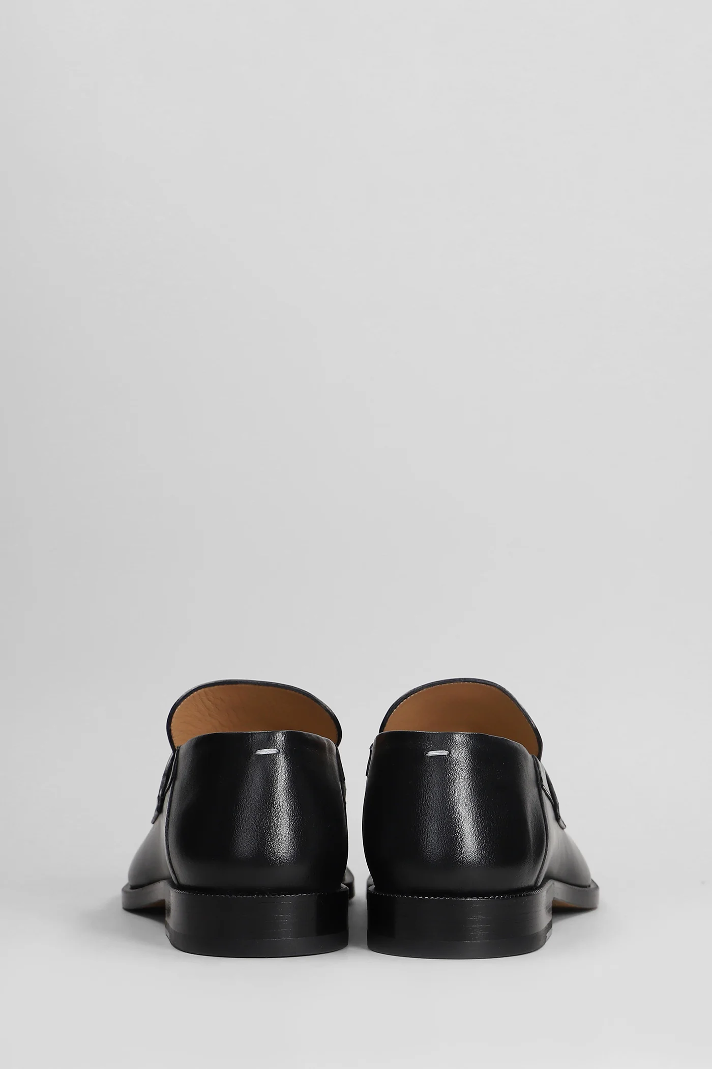 Tabi Loafers in black leather - Image 4