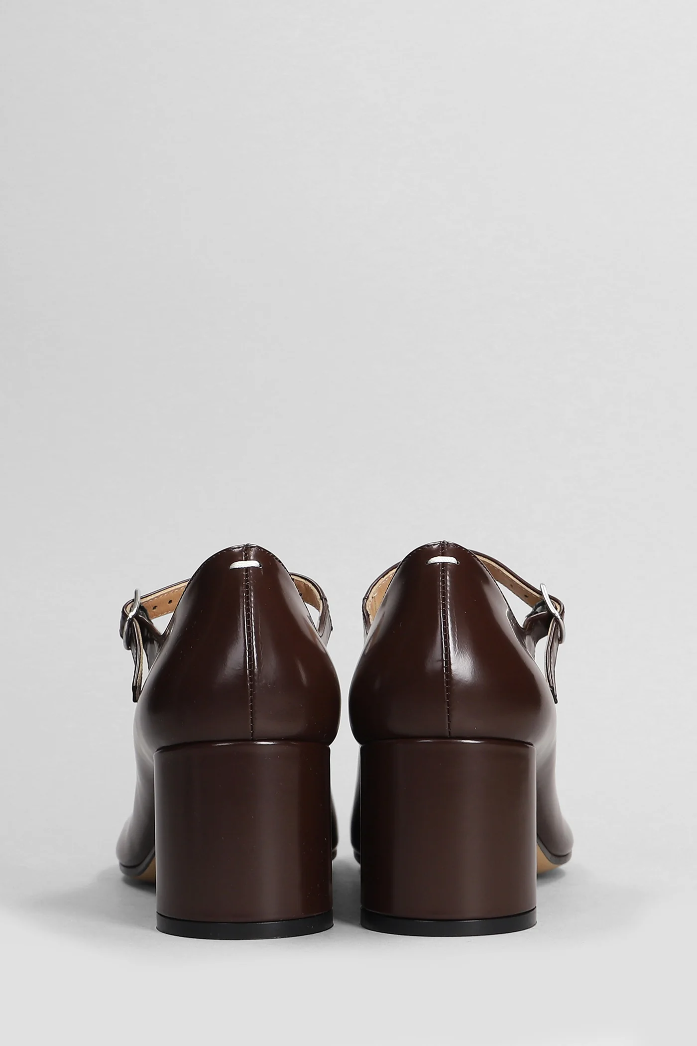 Tabi Pumps in brown leather - Image 4
