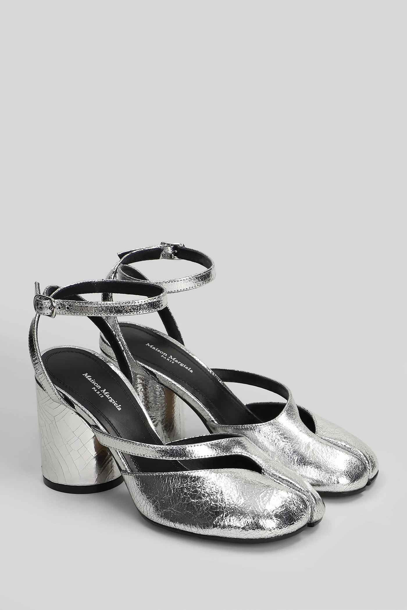 Tabi Pumps in silver leather - Image 27