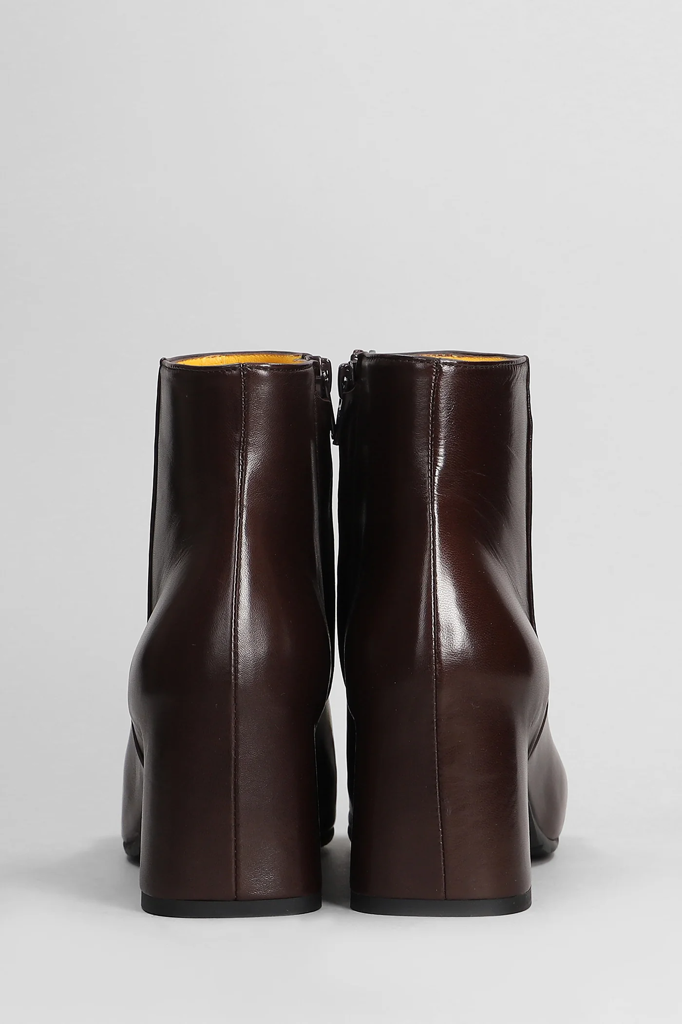 High heels Ankle boots in brown leather - Image 4