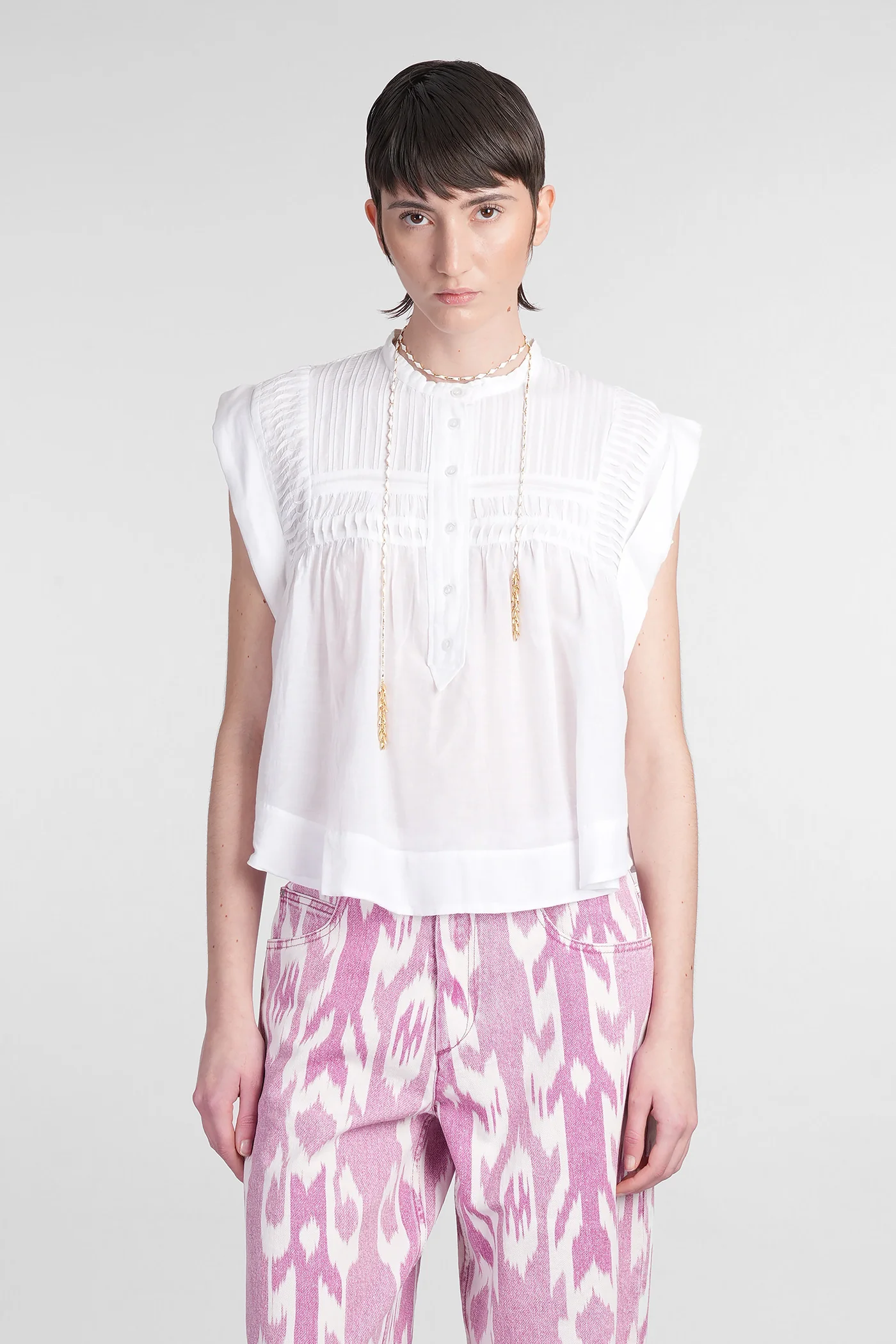 Leaza Topwear in white cotton