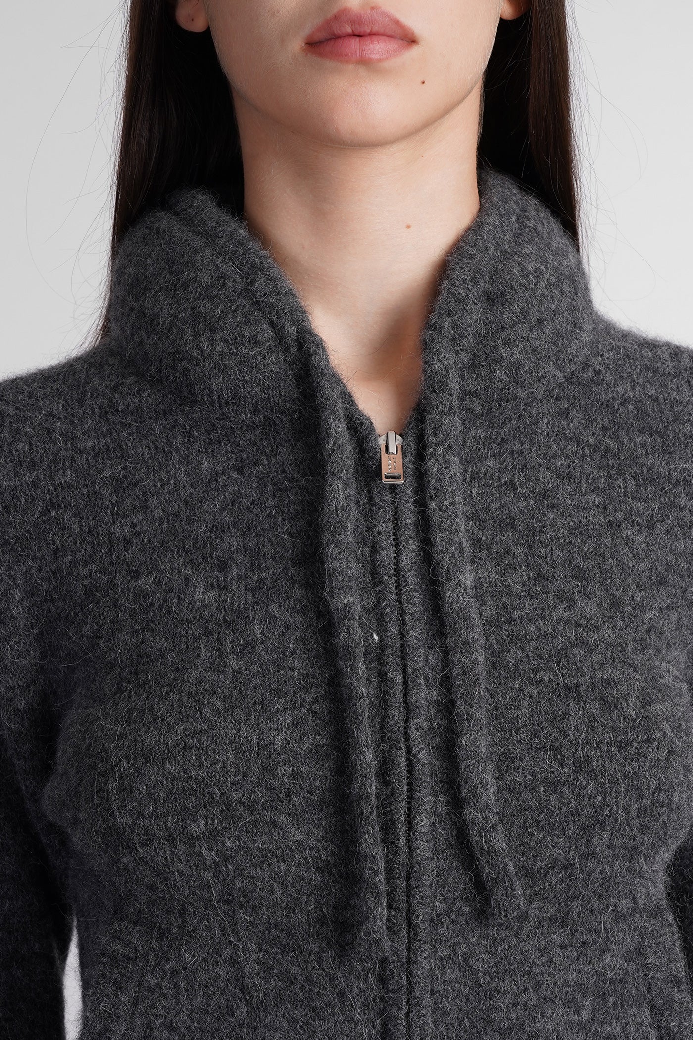 Milly Knitwear in grey wool - Image 5