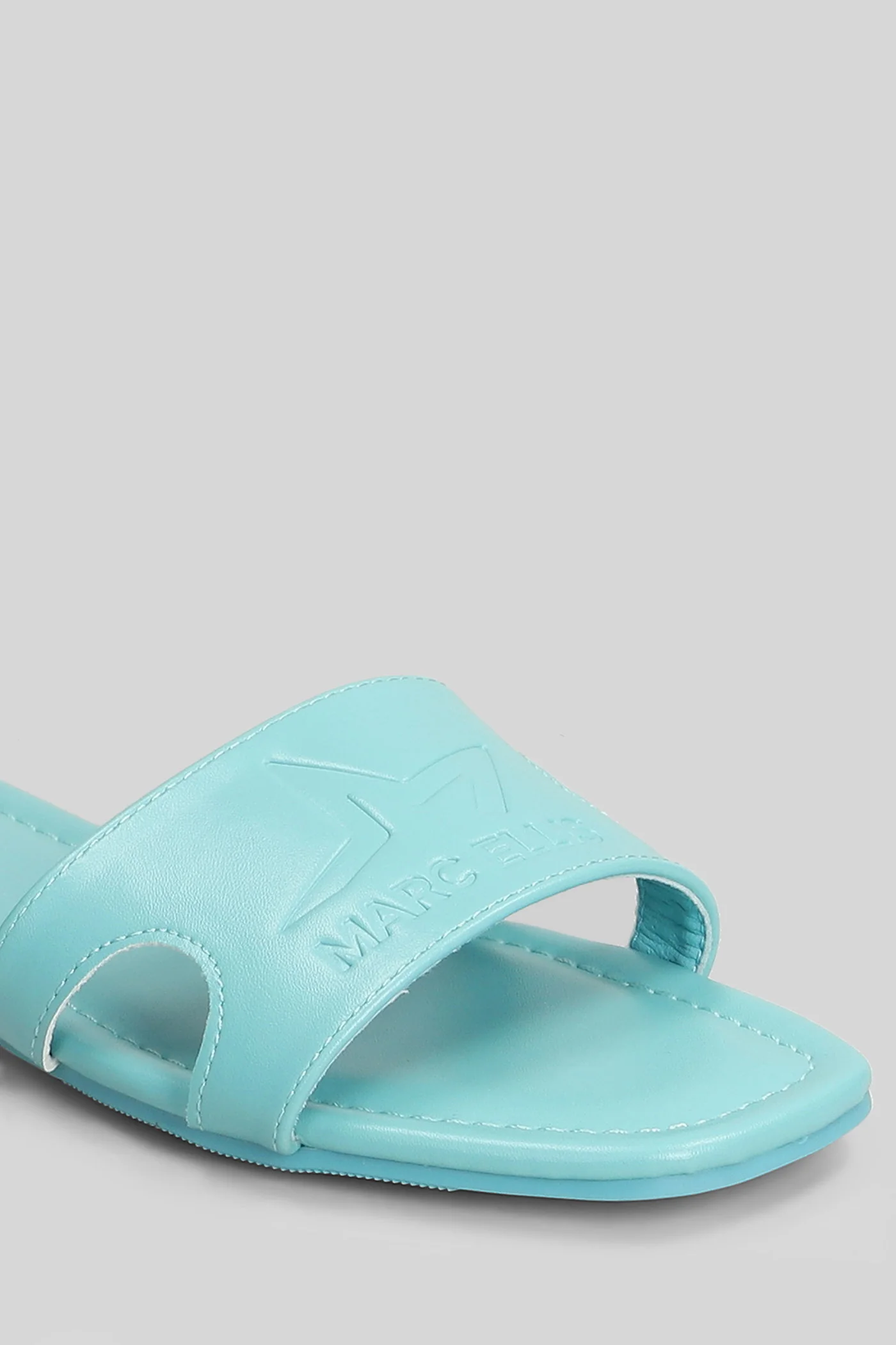 Emi Flat sandal-slipper in cyan leather - Image 5