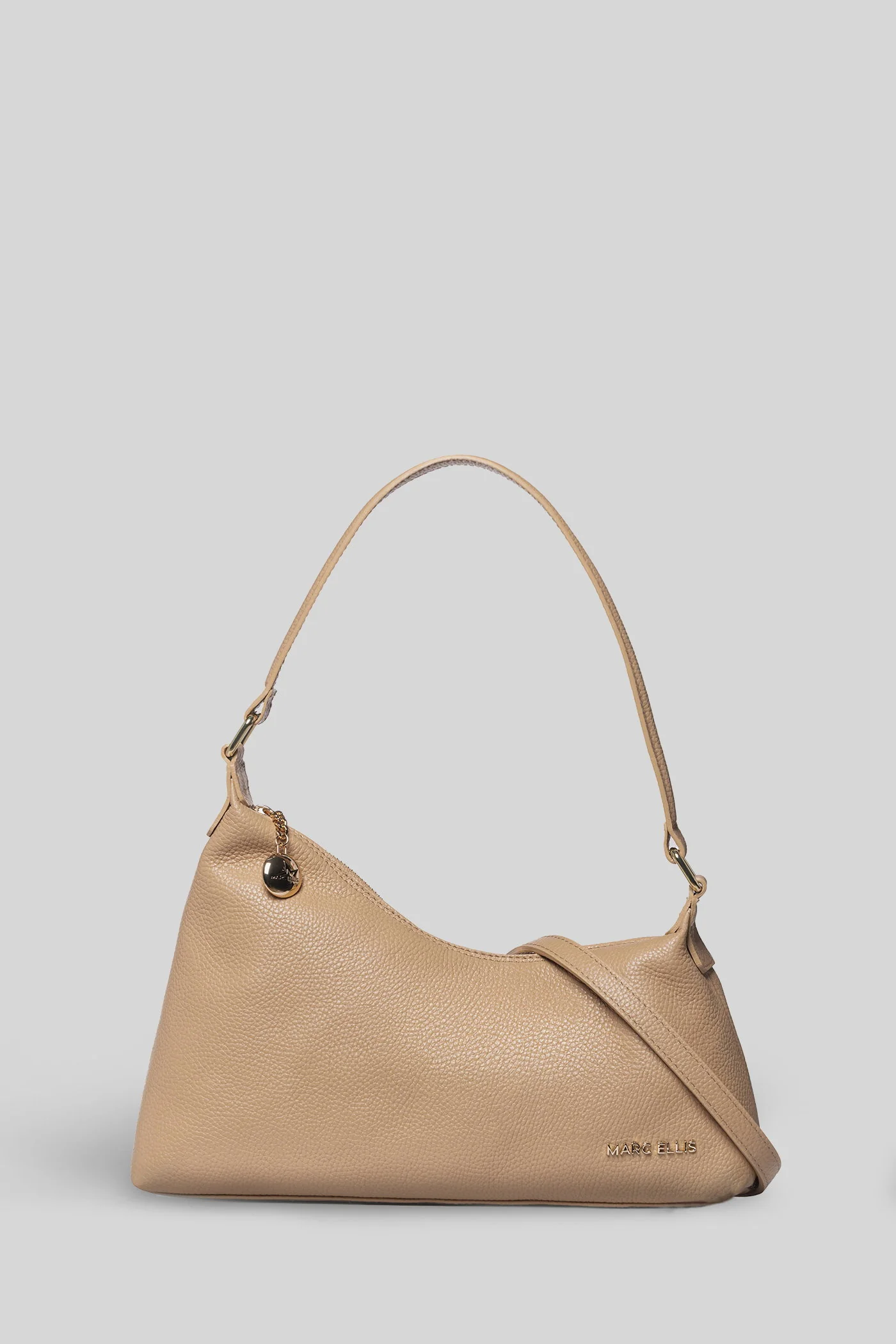 Wynn M Shoulder bag in beige faux leather