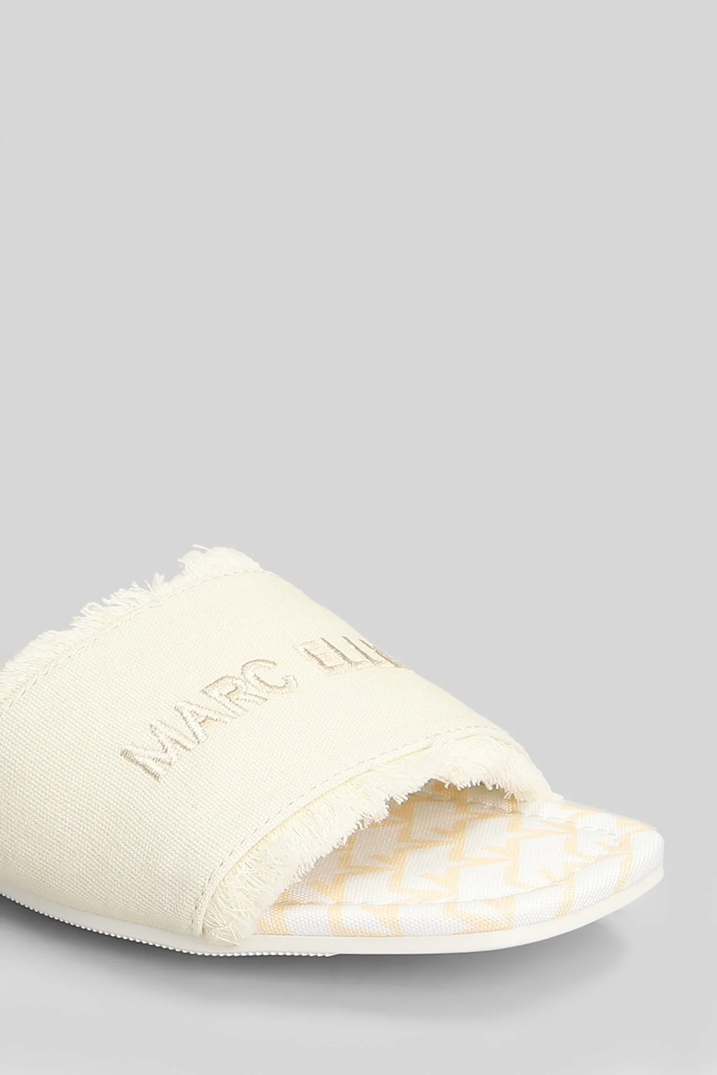 Zela Flat sandal-slipper in white canvas - Image 5