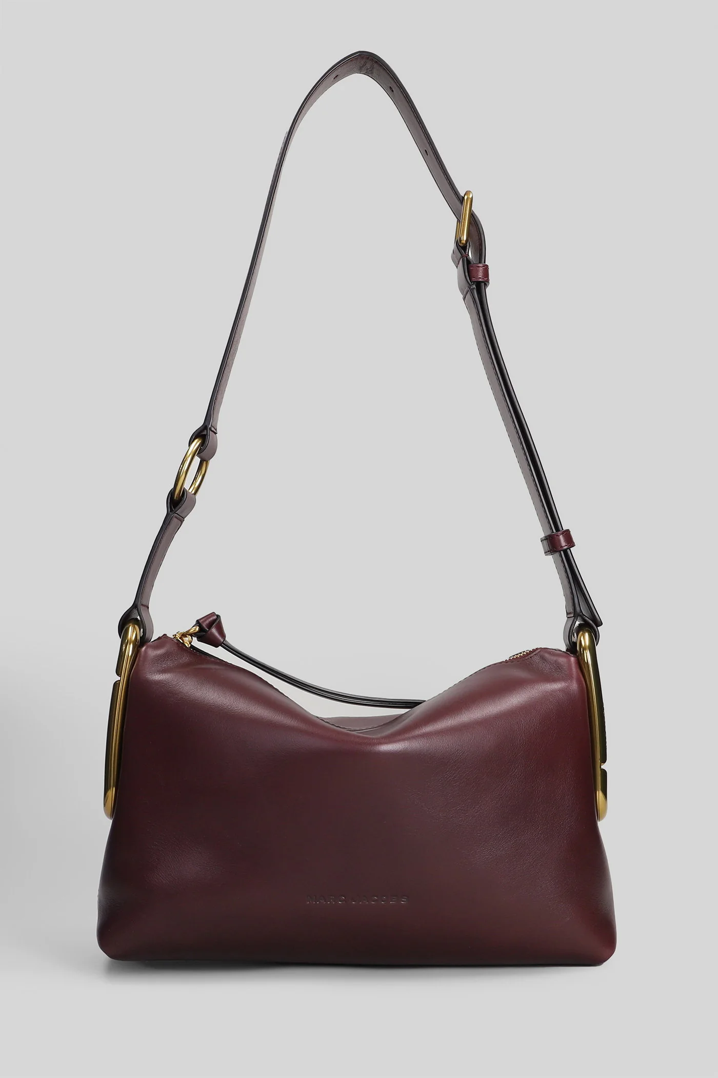 Medium shoulder bag Shoulder bag in bordeaux leather