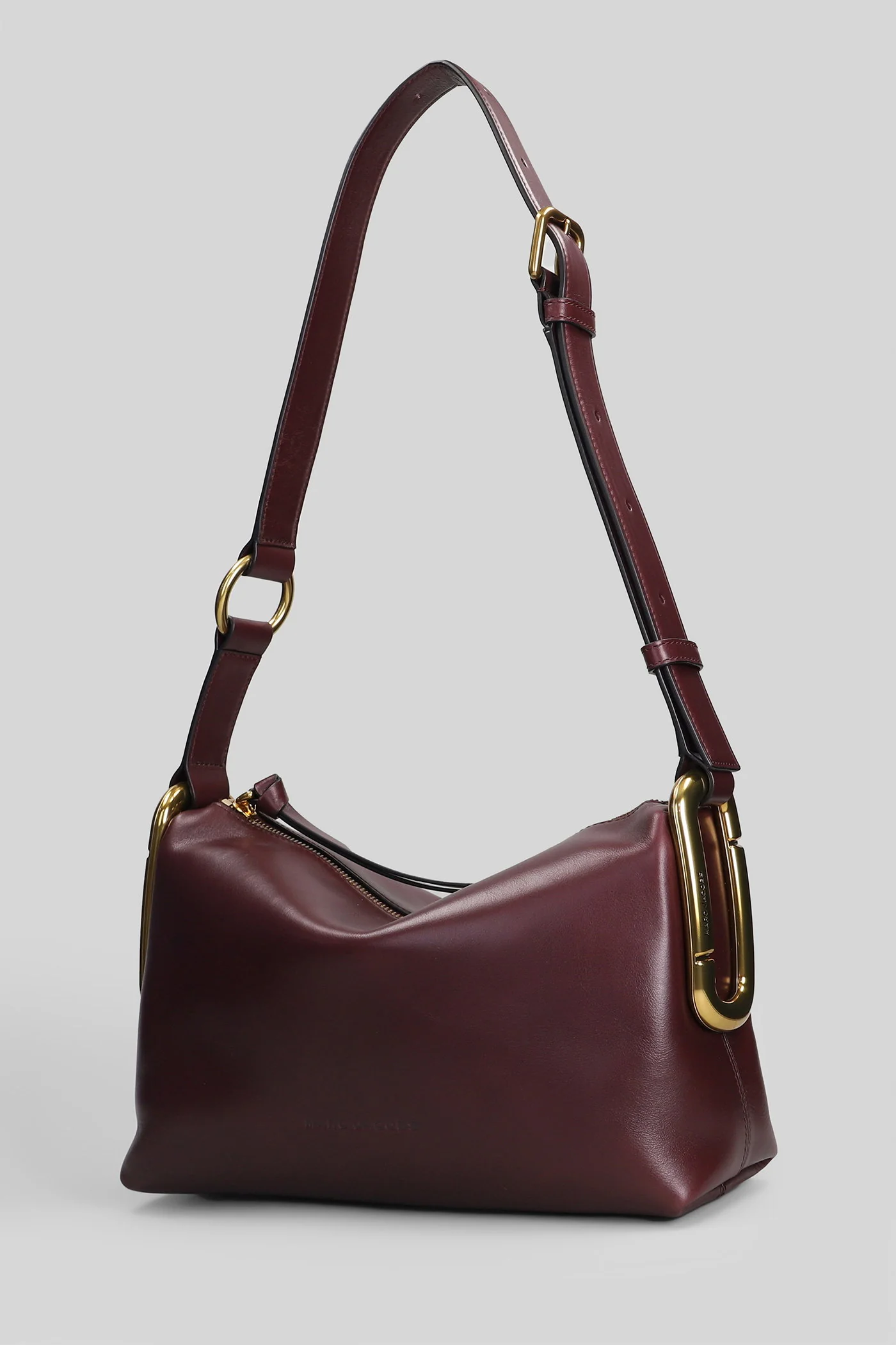 Medium shoulder bag Shoulder bag in bordeaux leather - Image 2