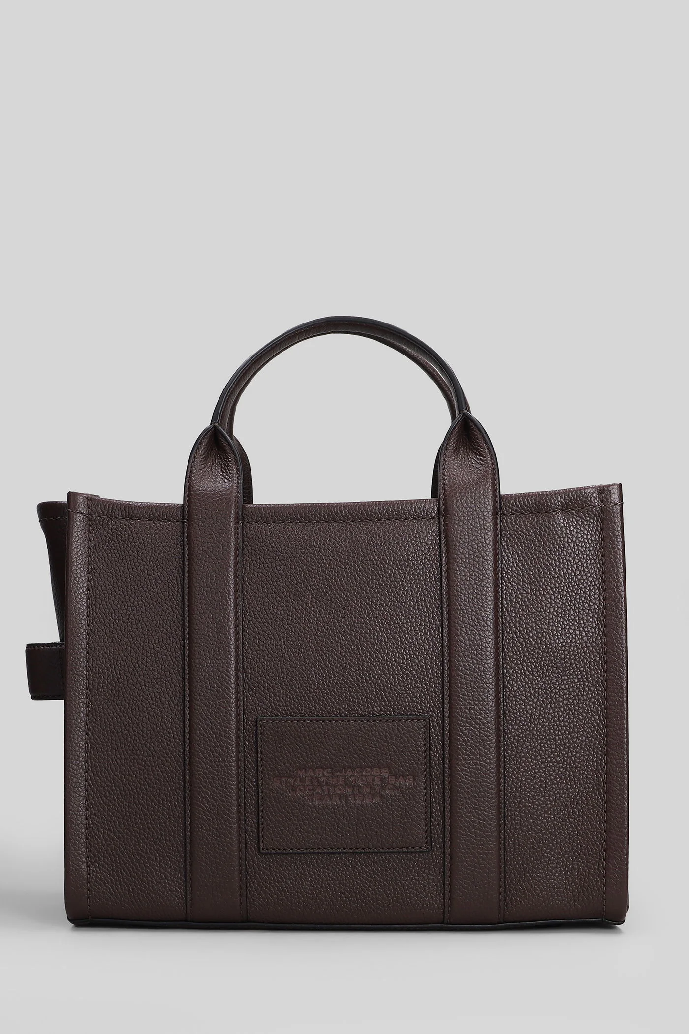 The medium tote Tote in brown leather - Image 3
